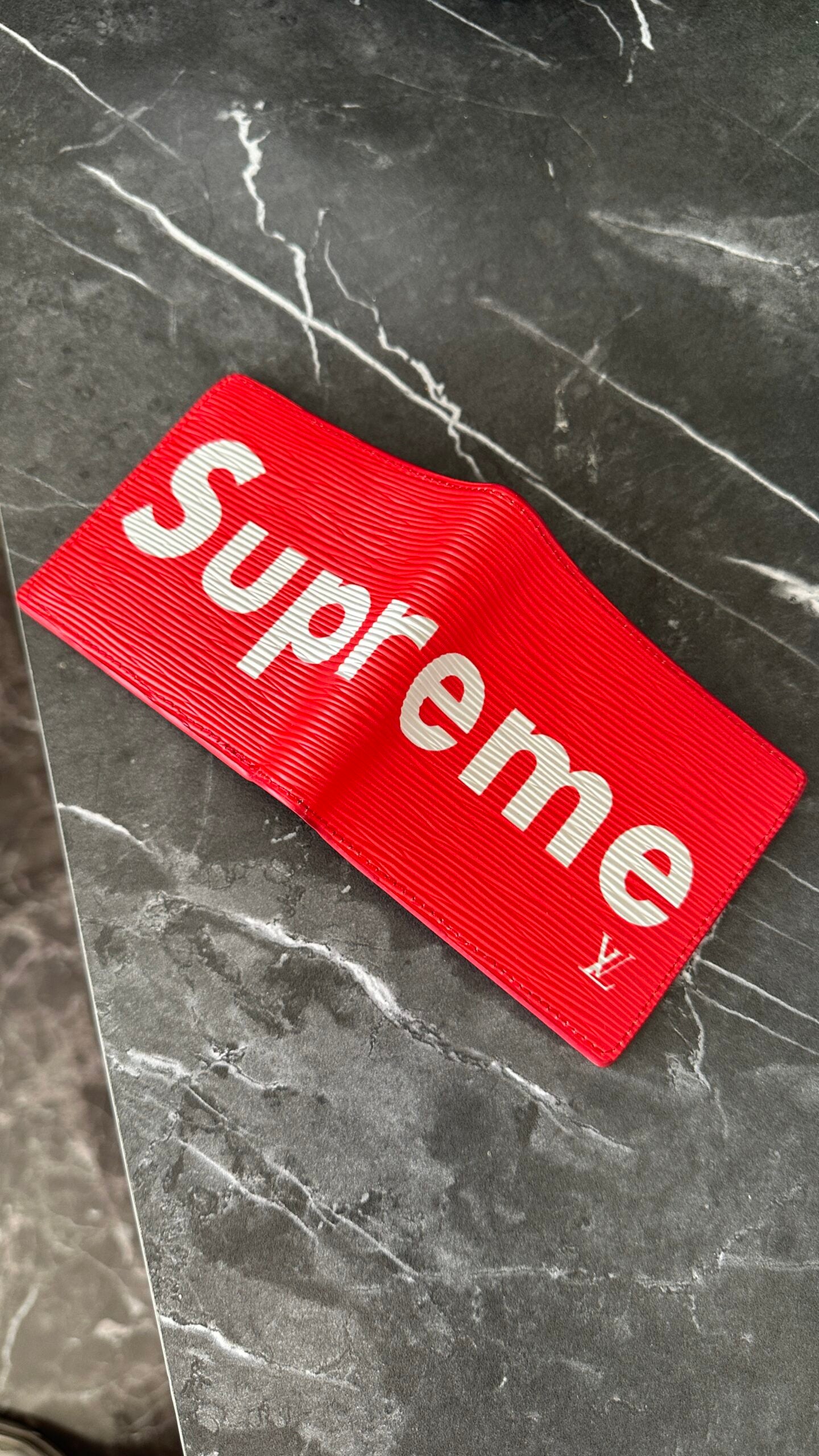 CARTERA SVPREME ROJA