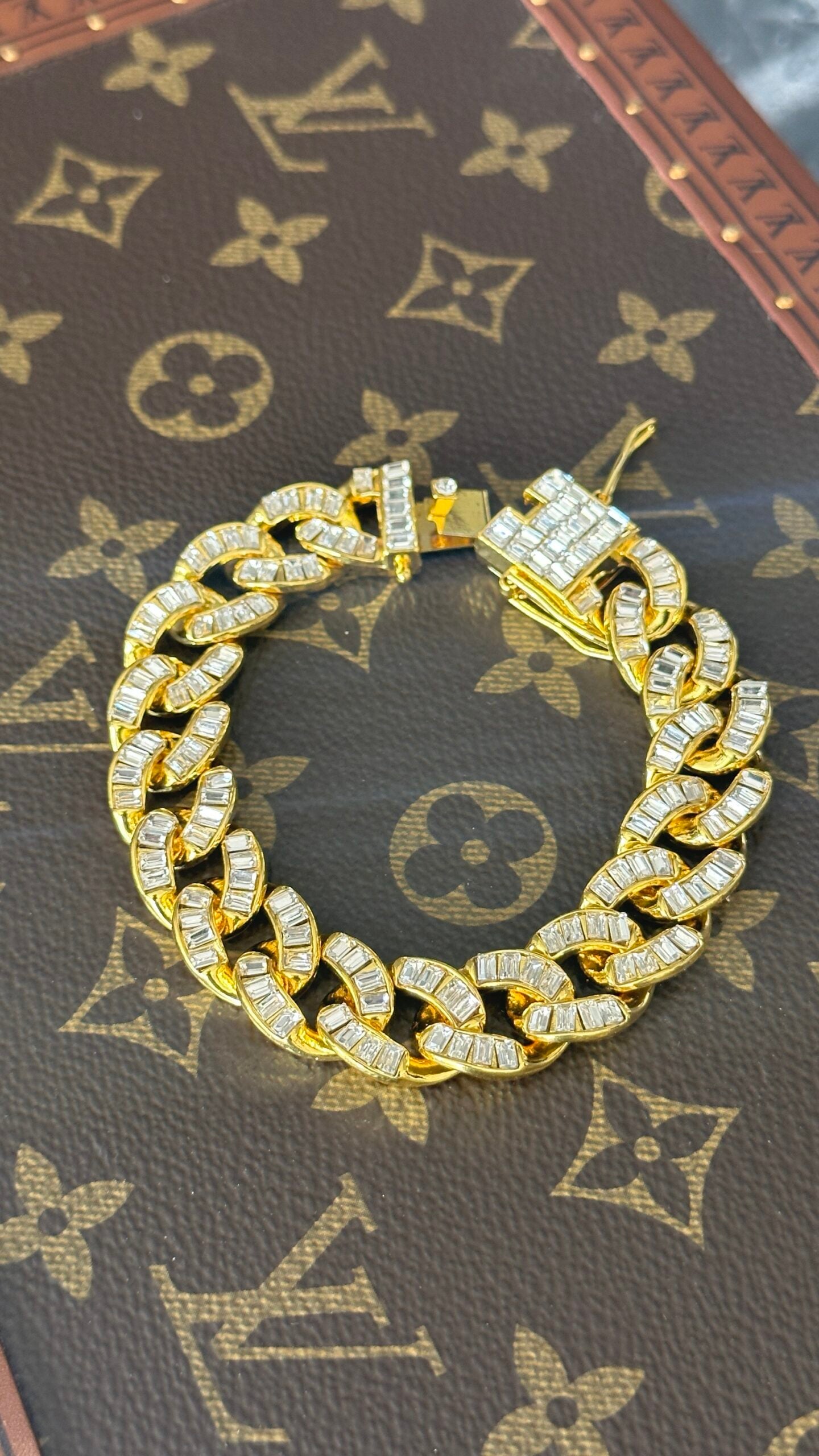 PULSERA DIAMANTES ORO 20cm