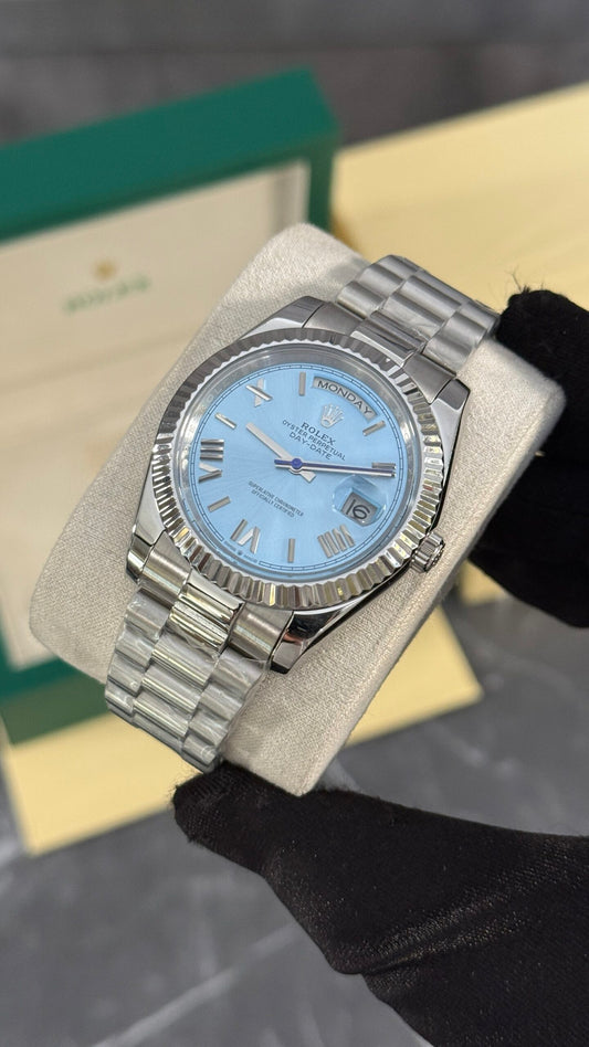 RLX DAY-DATE (PLATA/AZUL CLARO-ROMANO)