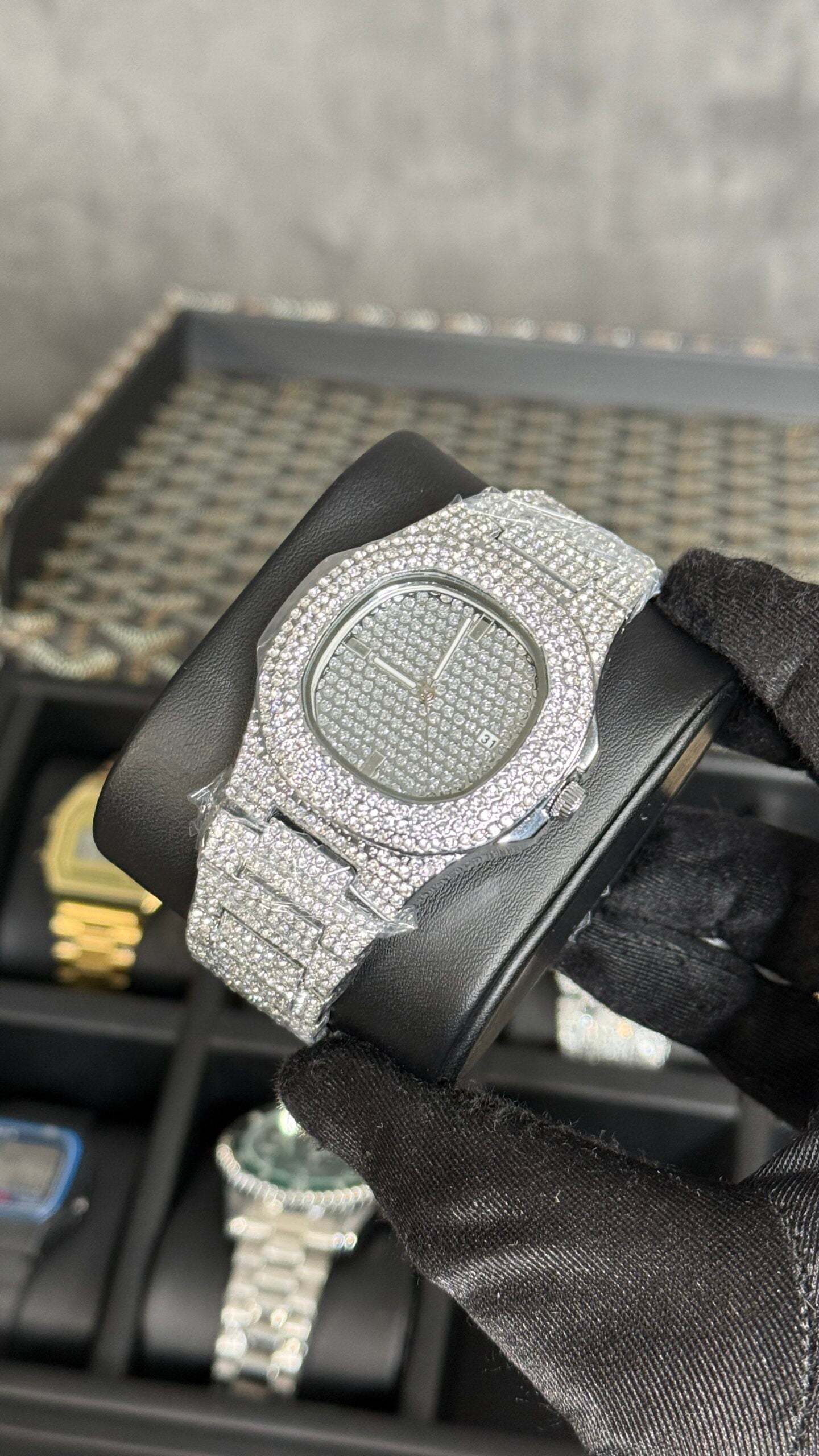 RELOJ (O) / BRILLANTES PLATA