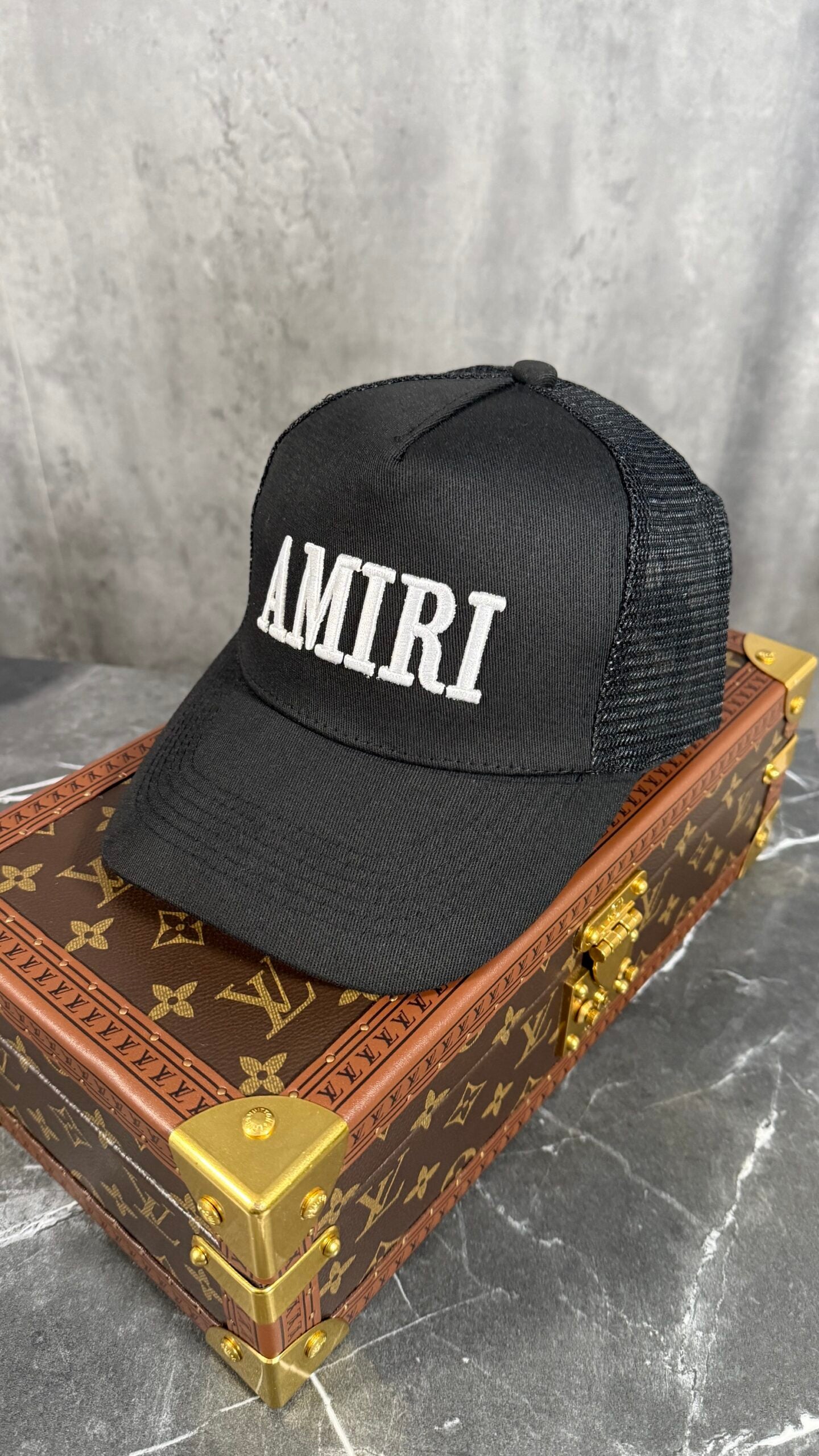AMI NEGRO
