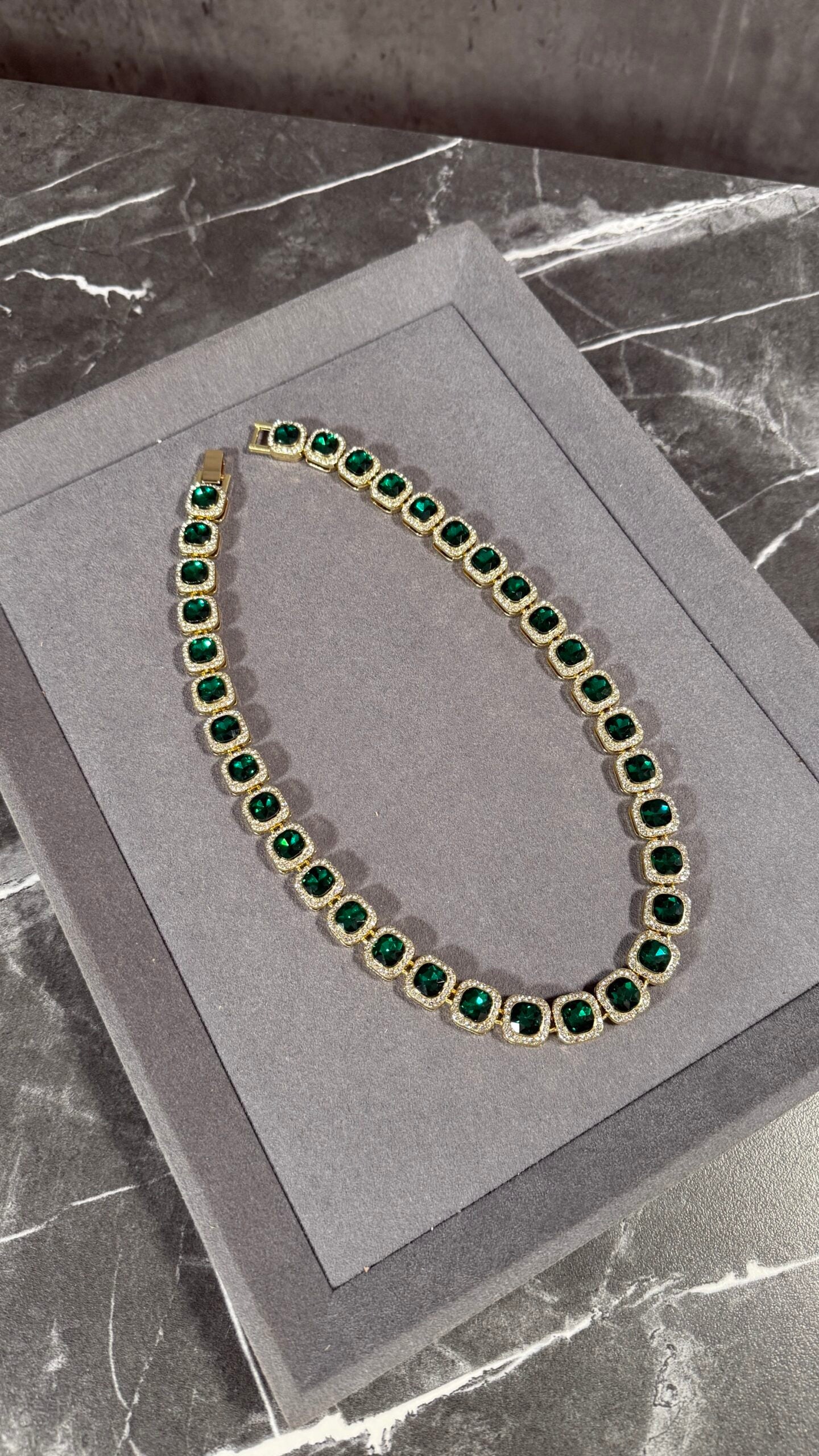 CADENA ORO / ESMERALDA BRILLANTE