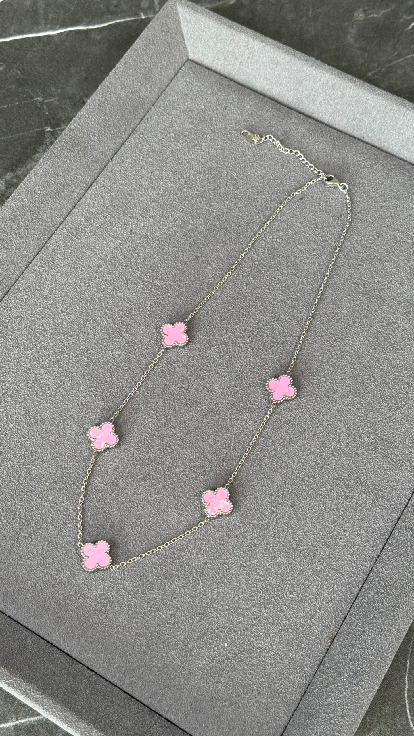 COLLAR CINCO TRÉBOL PLATA ROSA