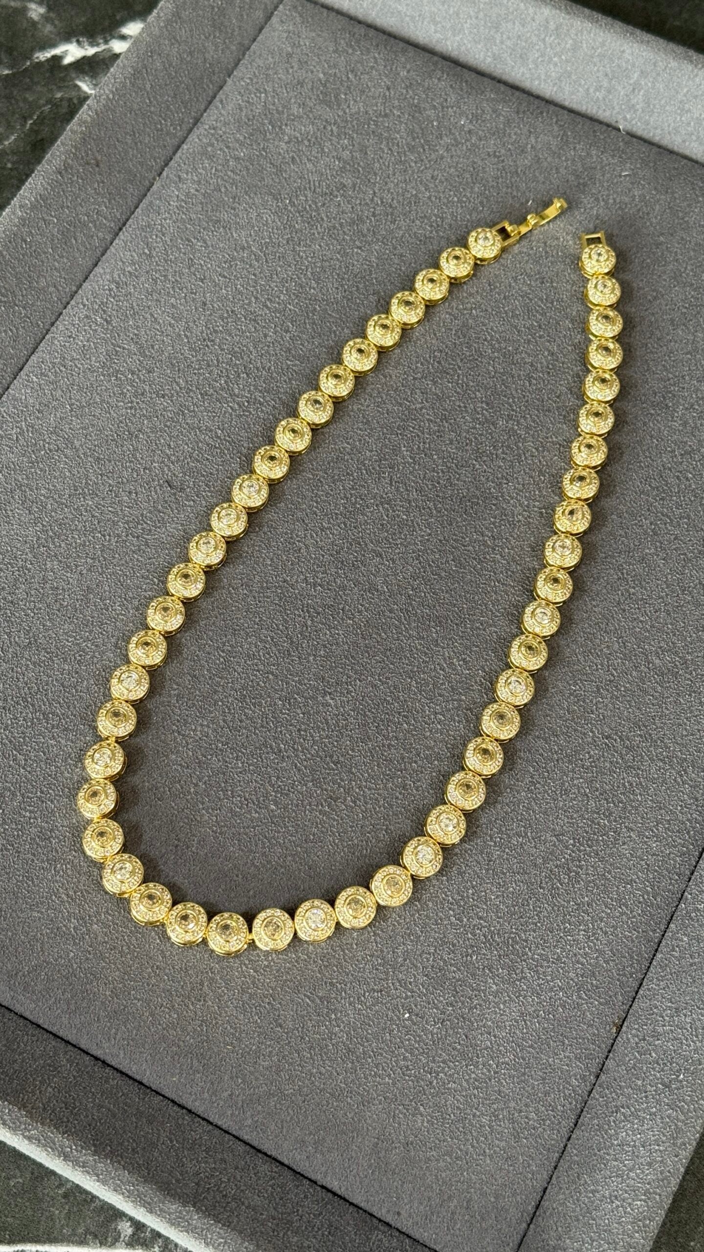 CADENA BRILLANTES ORO