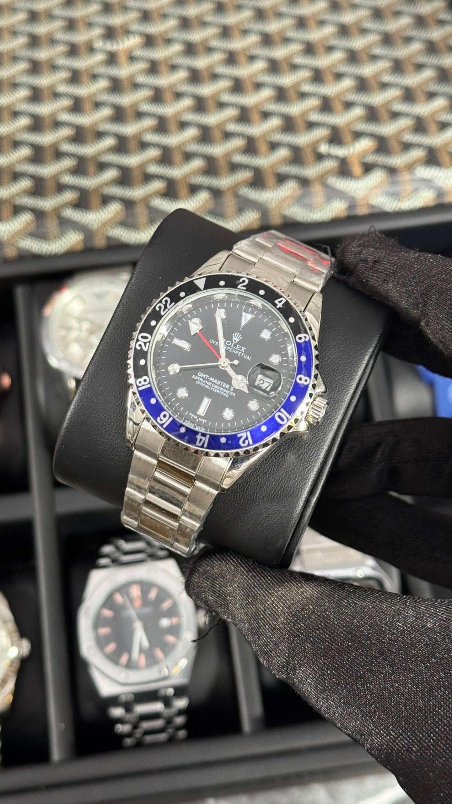 RLX GMT2 batman-2