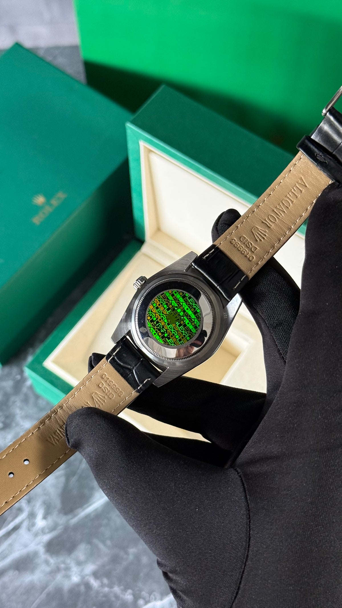 RLX DAY-DATE (NEGRO/BURDEOS) CORREA CUERO 36MM