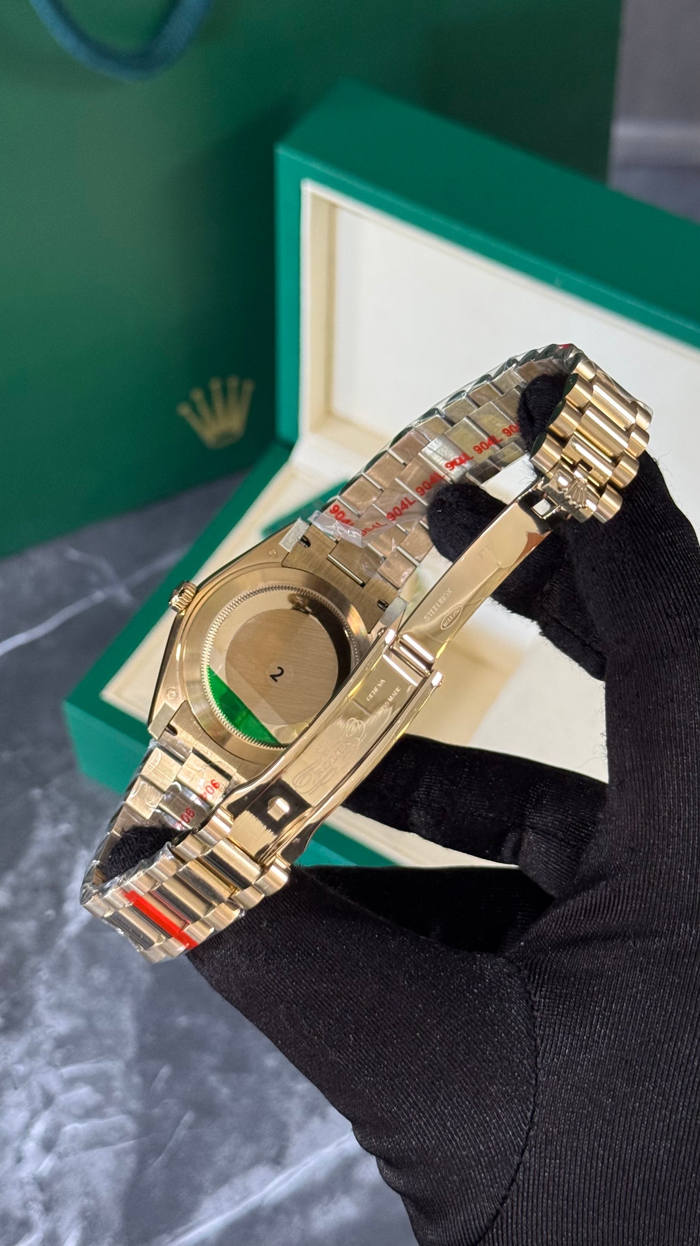 RLX DAY-DATE (ORO) SUNBURST VERDE 2025