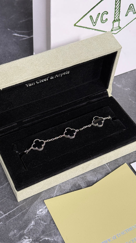 VNC PLATA / NEGRO CON CAJA