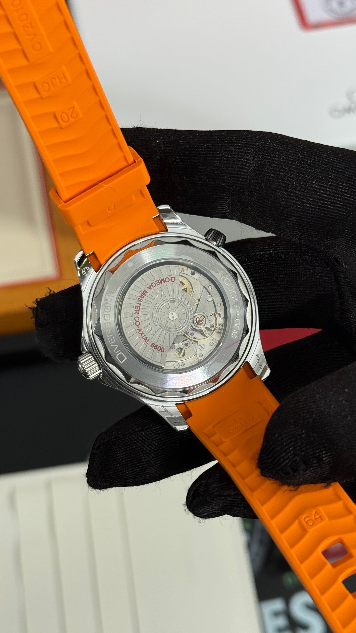 OMG SEAMASTER (PLATA/NARANJA) CAUCHO