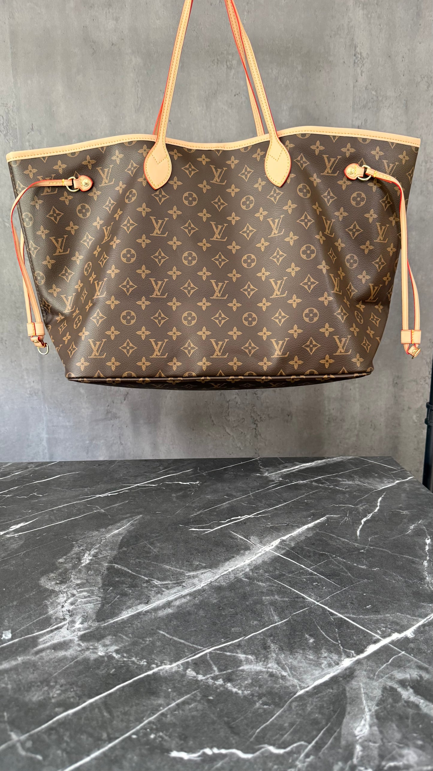 LV NEVERFULL CLASIC 56cm (g)