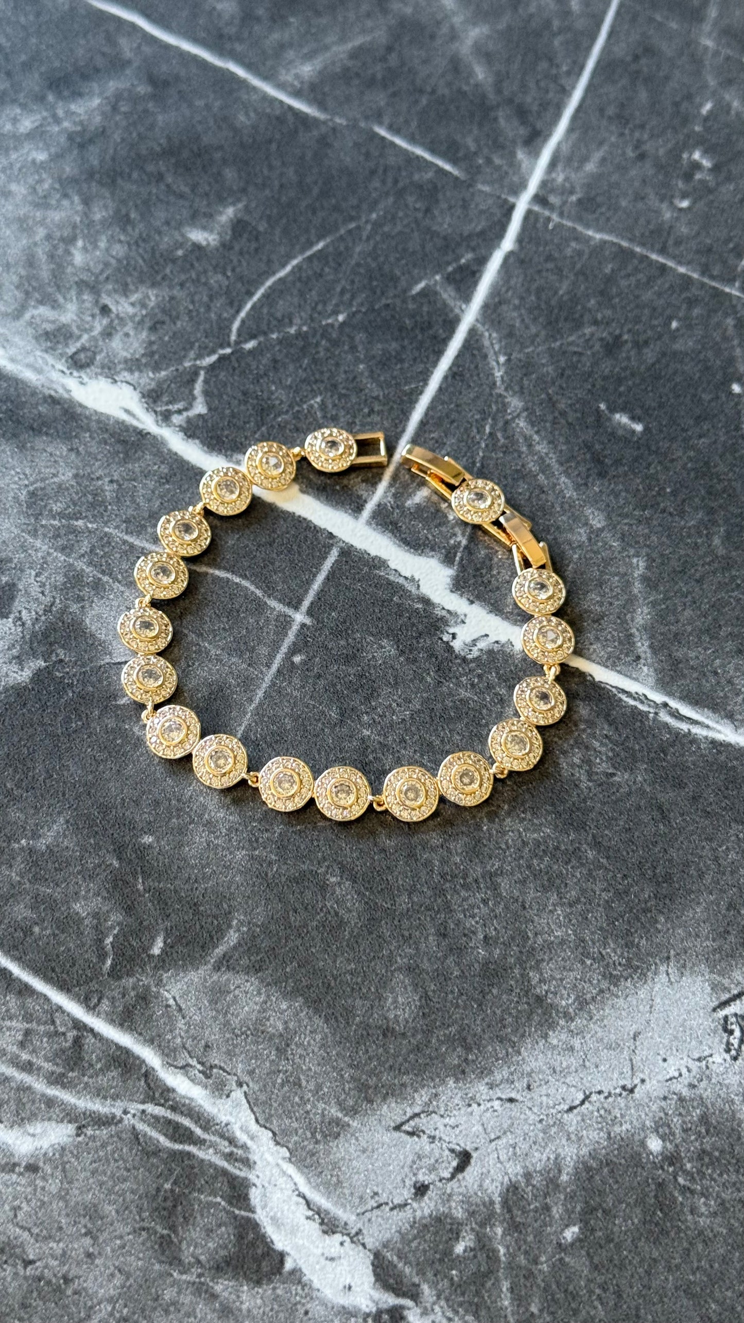 PULSERA SWAR SOPHIE ORO