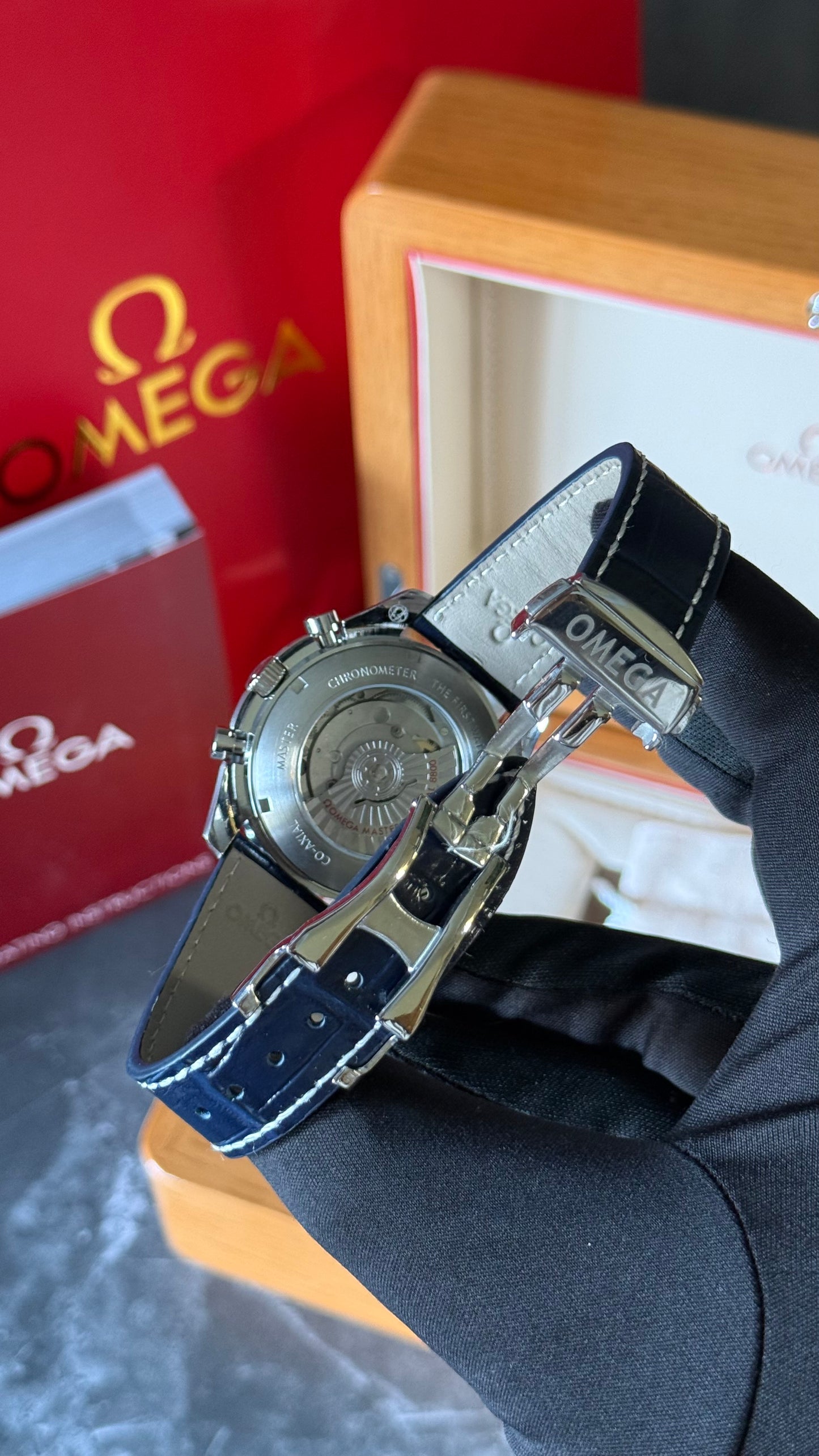OMG SPEEDMASTER NW (AZUL/ PIEL) AUTOMÁTICO