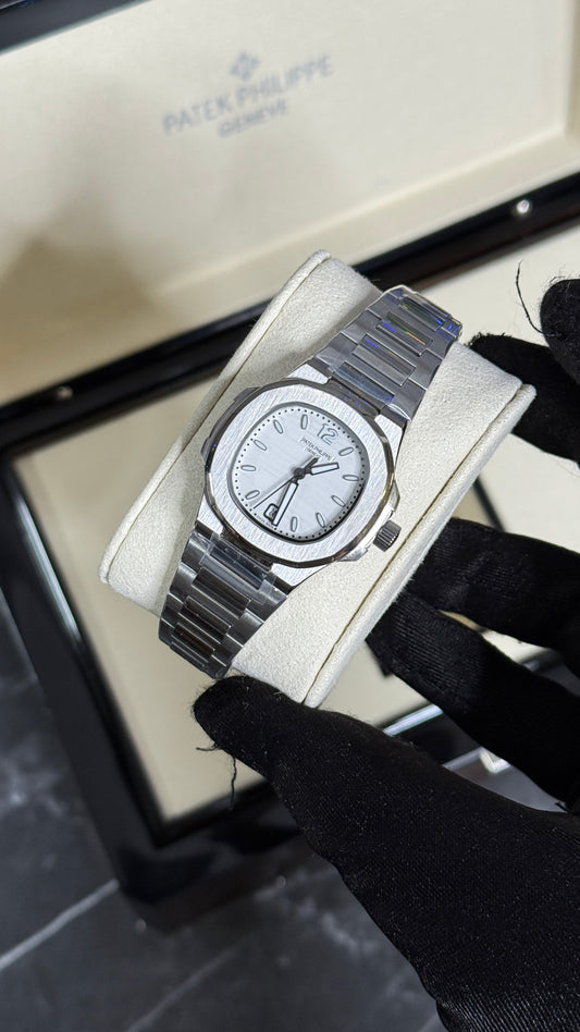 PATEK NAUTILUS BLANCO 28mm
