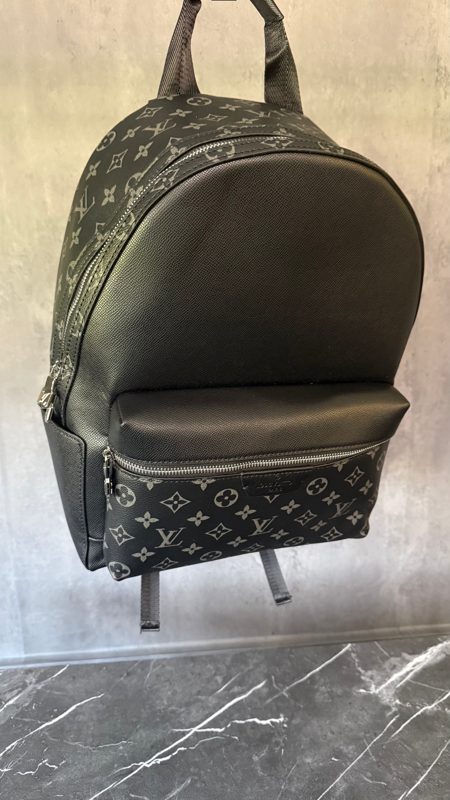 LV NEGRO CLASIC