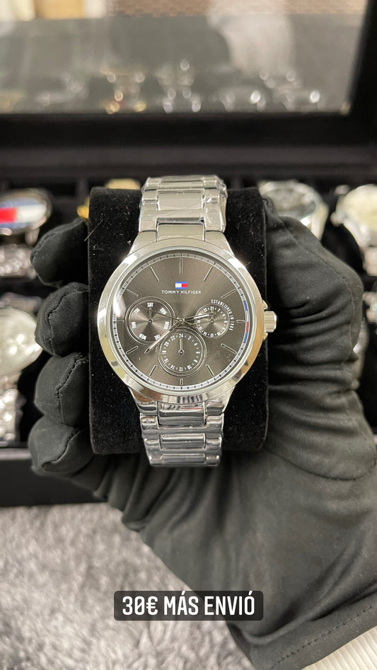 TOMMY PLATA GRIS OSCURO CADENA+