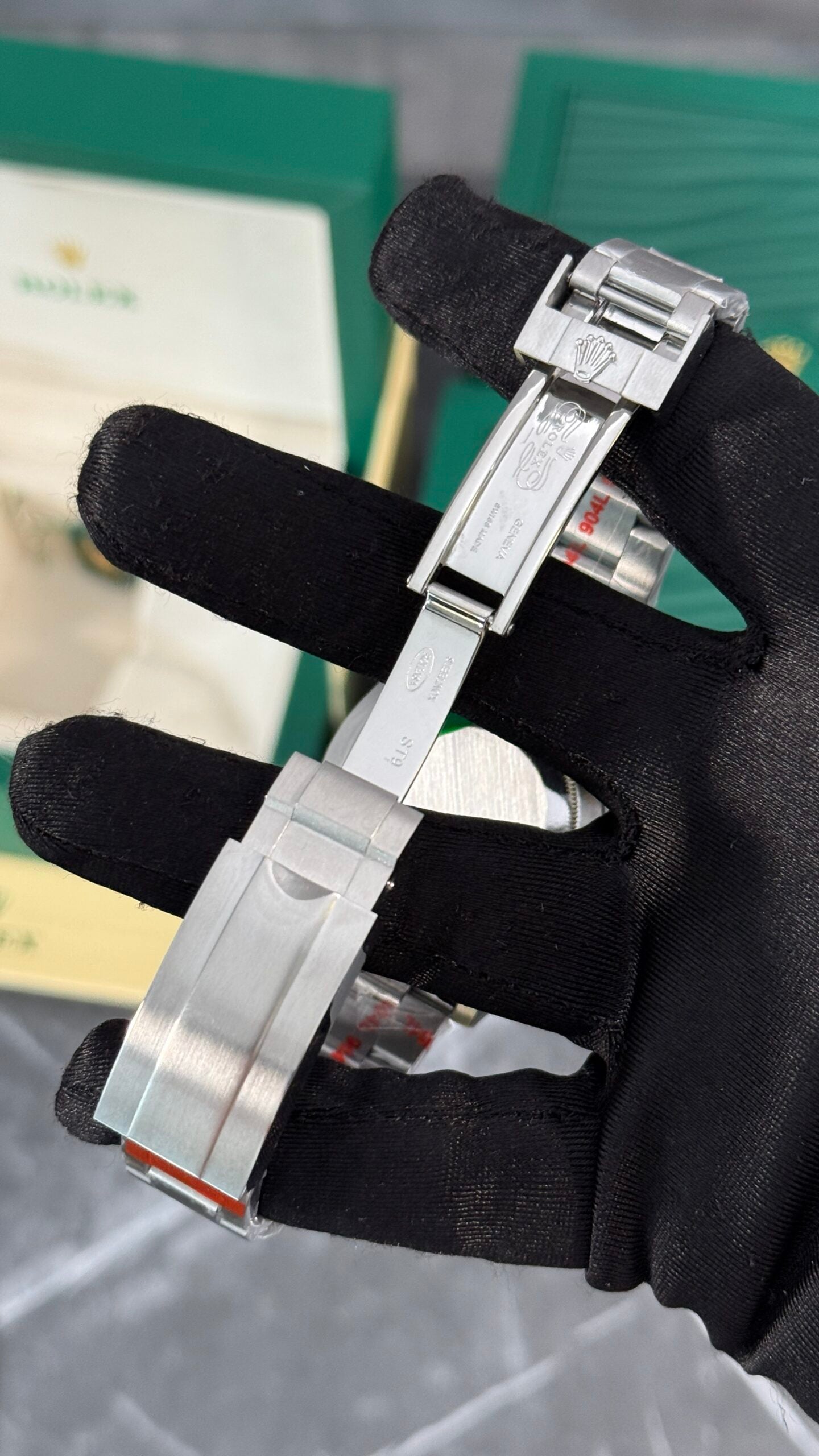 RLX SUBMARINER (HULK)