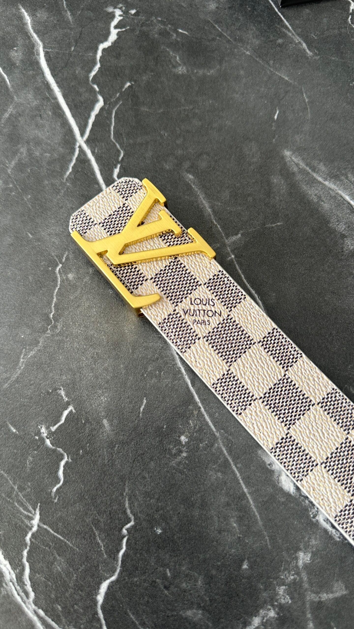LV BLANCO/ORO