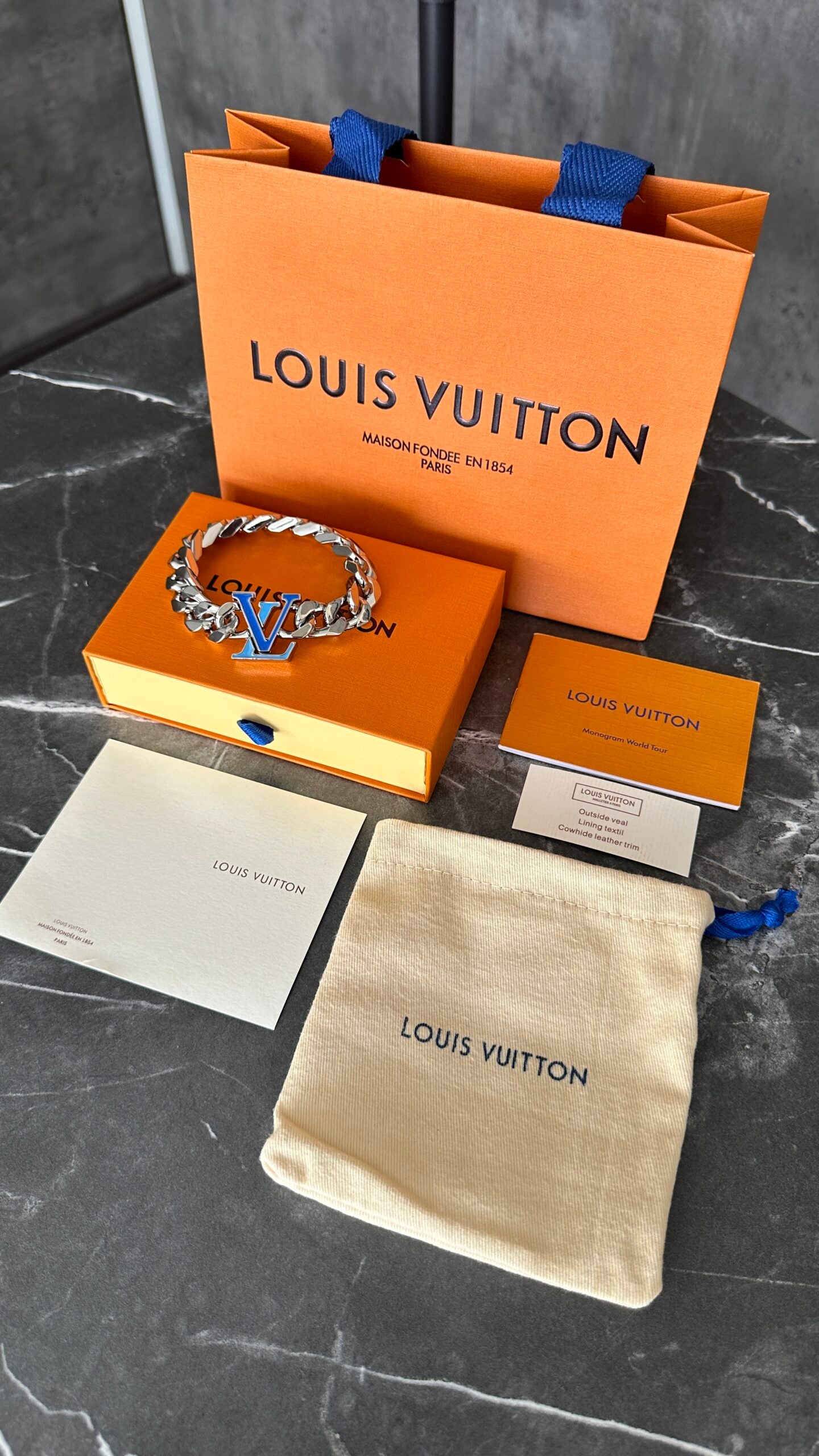 PULSERA LV LOGO AZUL