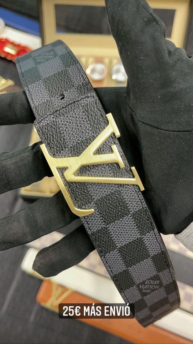 ORO / CUADRADOS NEGROS