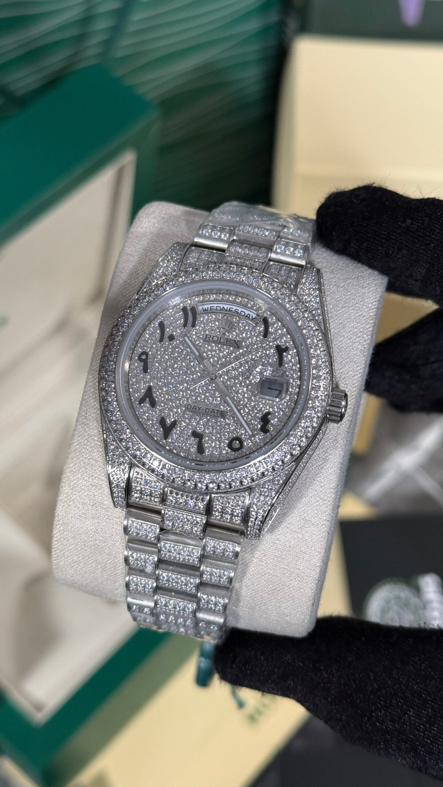 RLX DAY-DATE (FULL DIAMANTES) CL0N