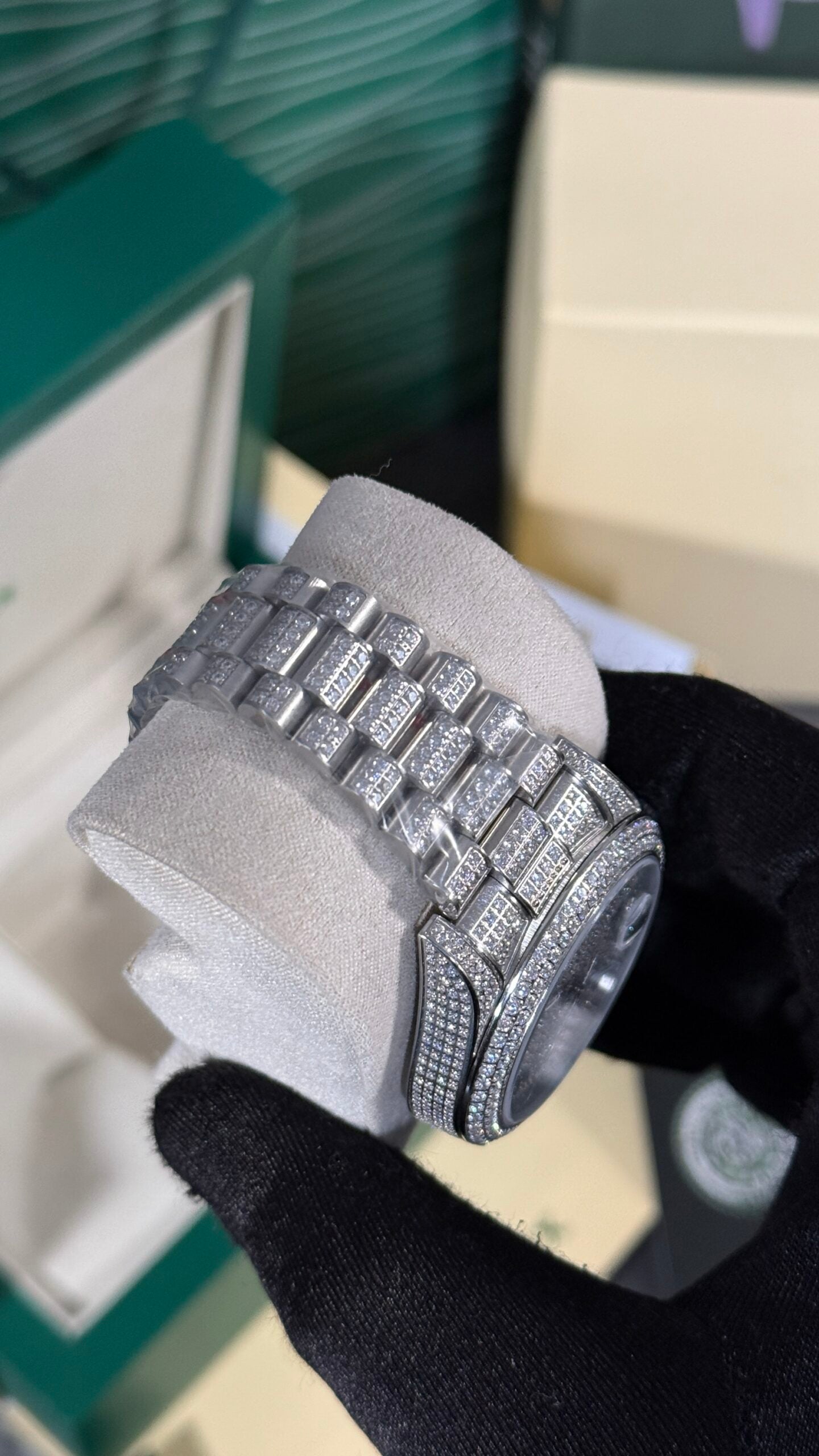 RLX DAY-DATE (FULL DIAMANTES) CL0N