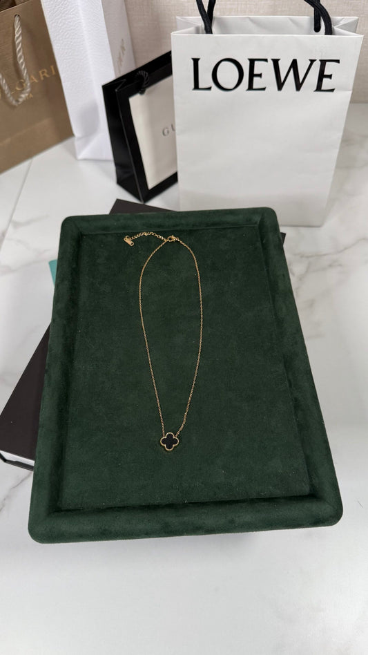 COLLAR TRÉBOL NEGRO