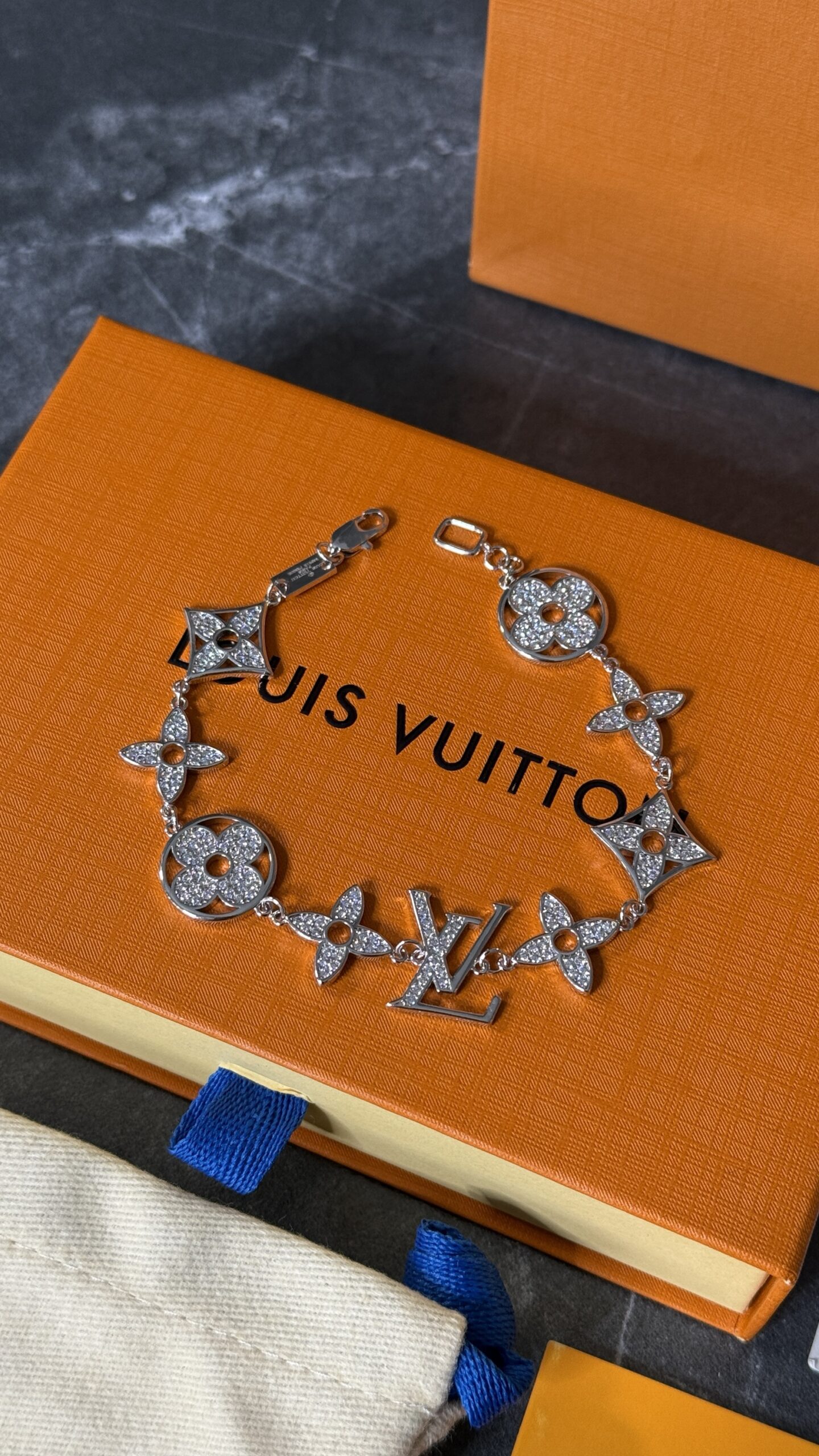 PULSERA BLAIR LV