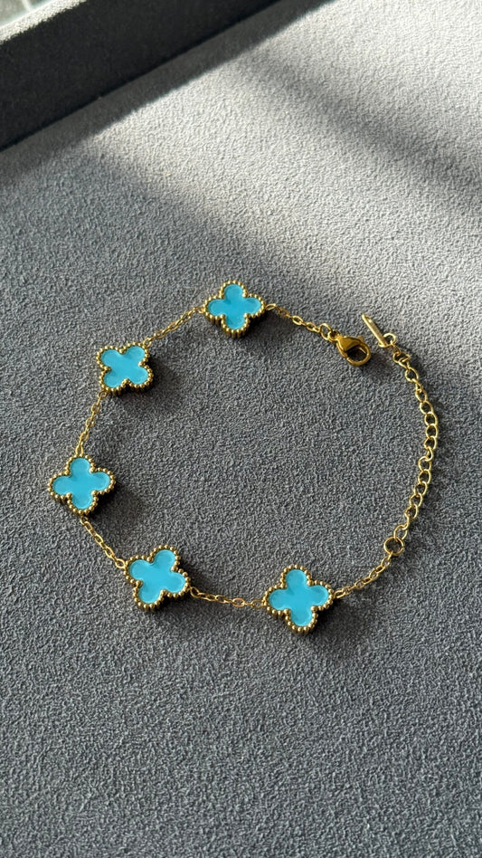 PULSERA TRÉBOL AZUL CIELO