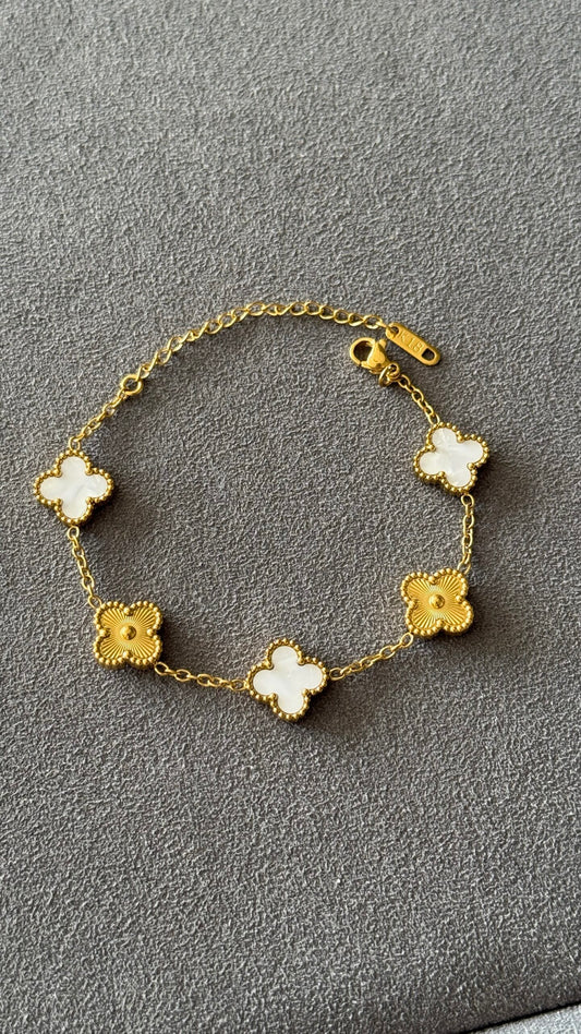 PULSERA TRÉBOL BLANCO / ORO