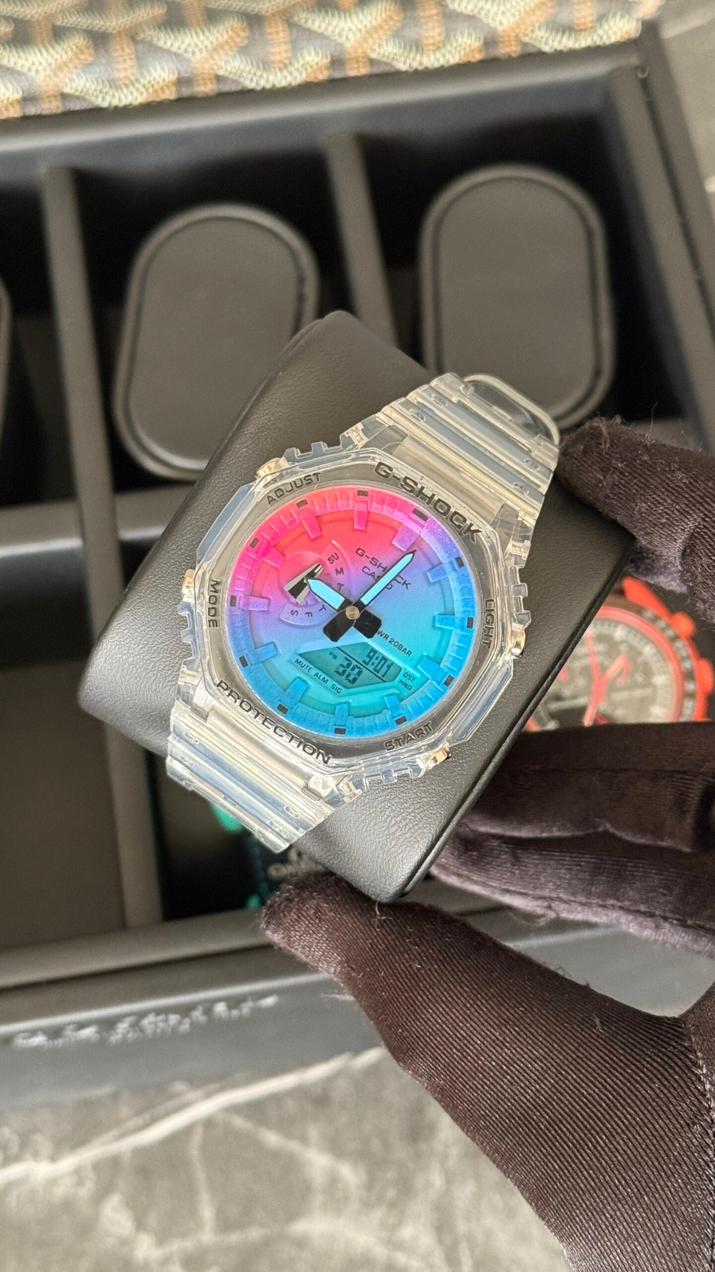 G-SHCK RAINBOW TRANSPARENTE