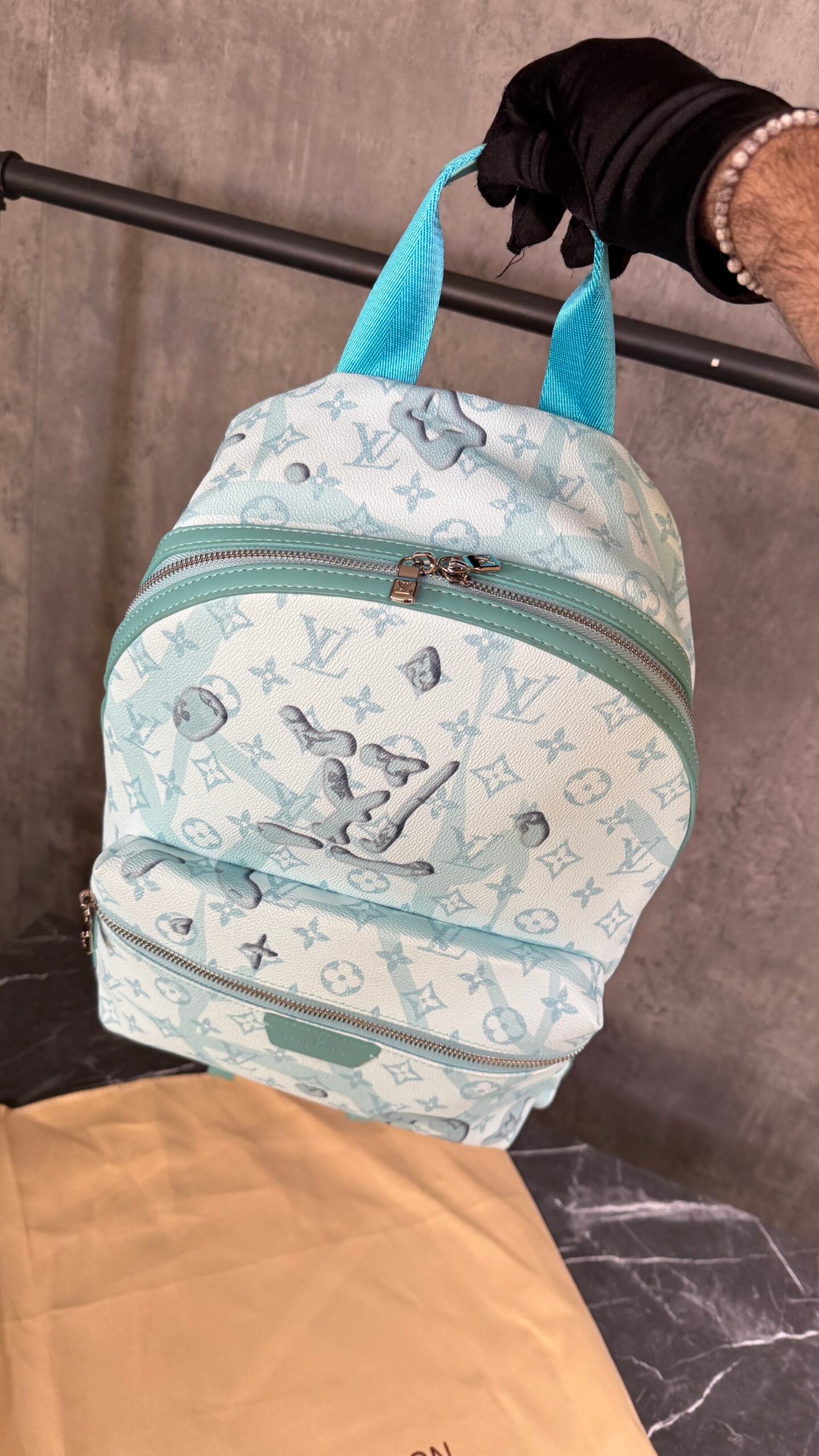MOCHILA LV AZUL