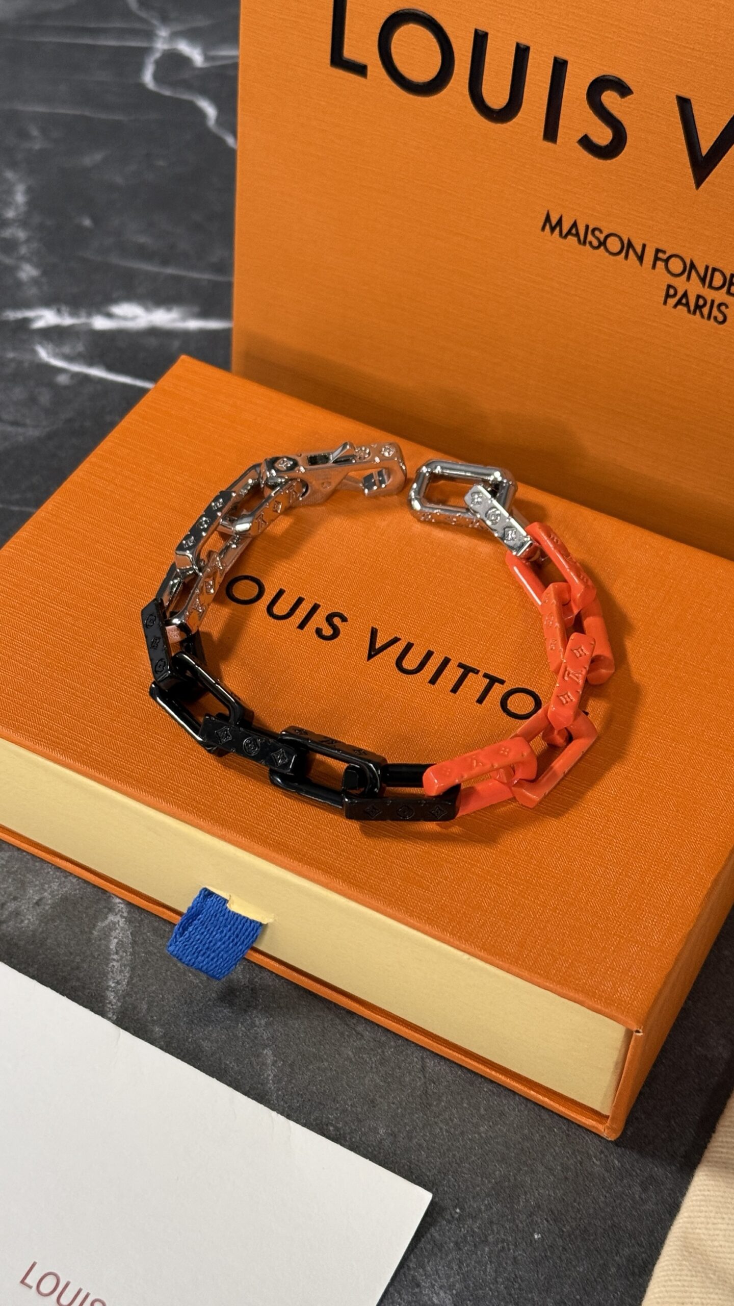 PULSERA LV NARANJA