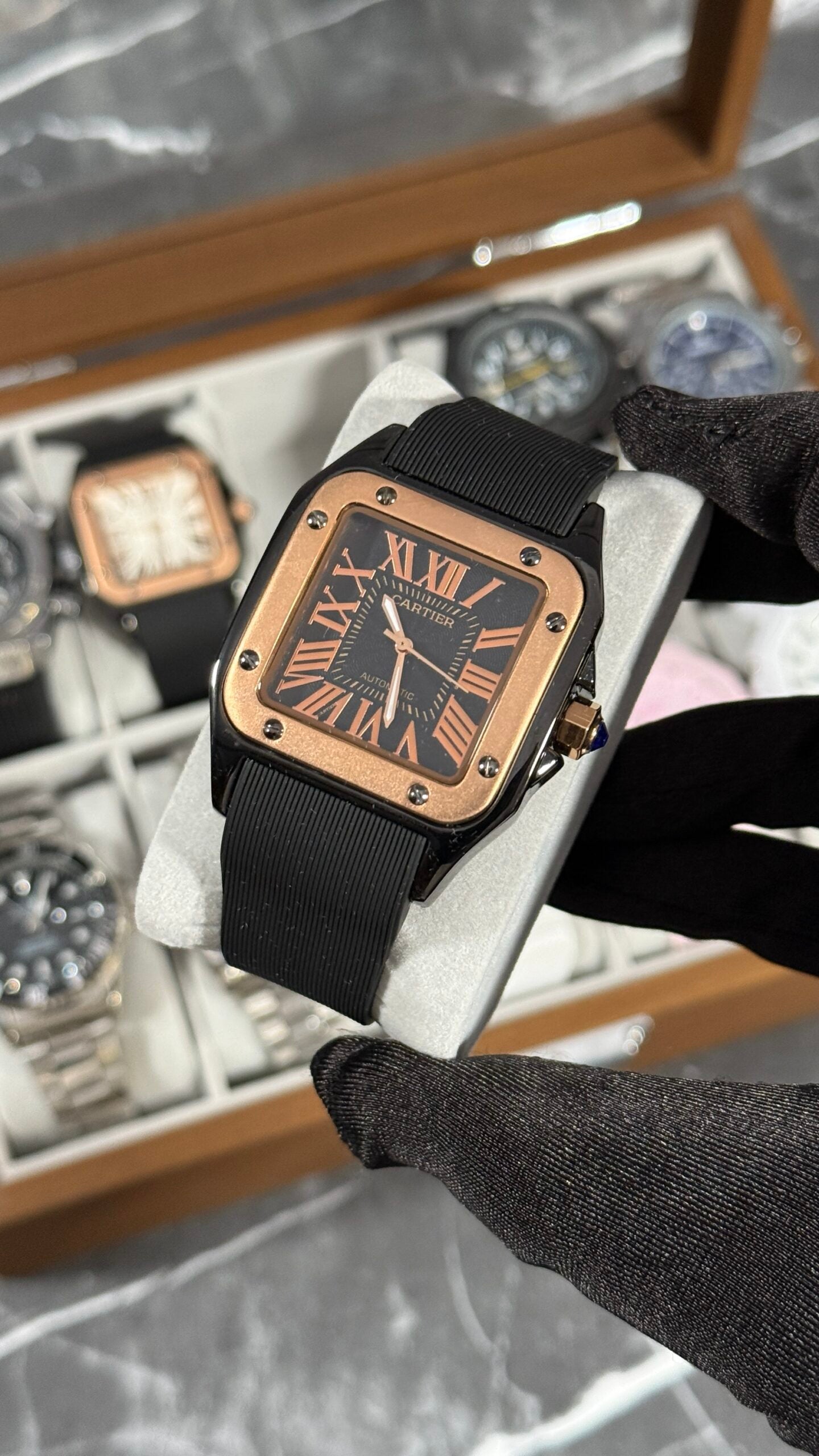 CRT GOMA ORO ROSA / NEGRO (AUTOMÁTICO)