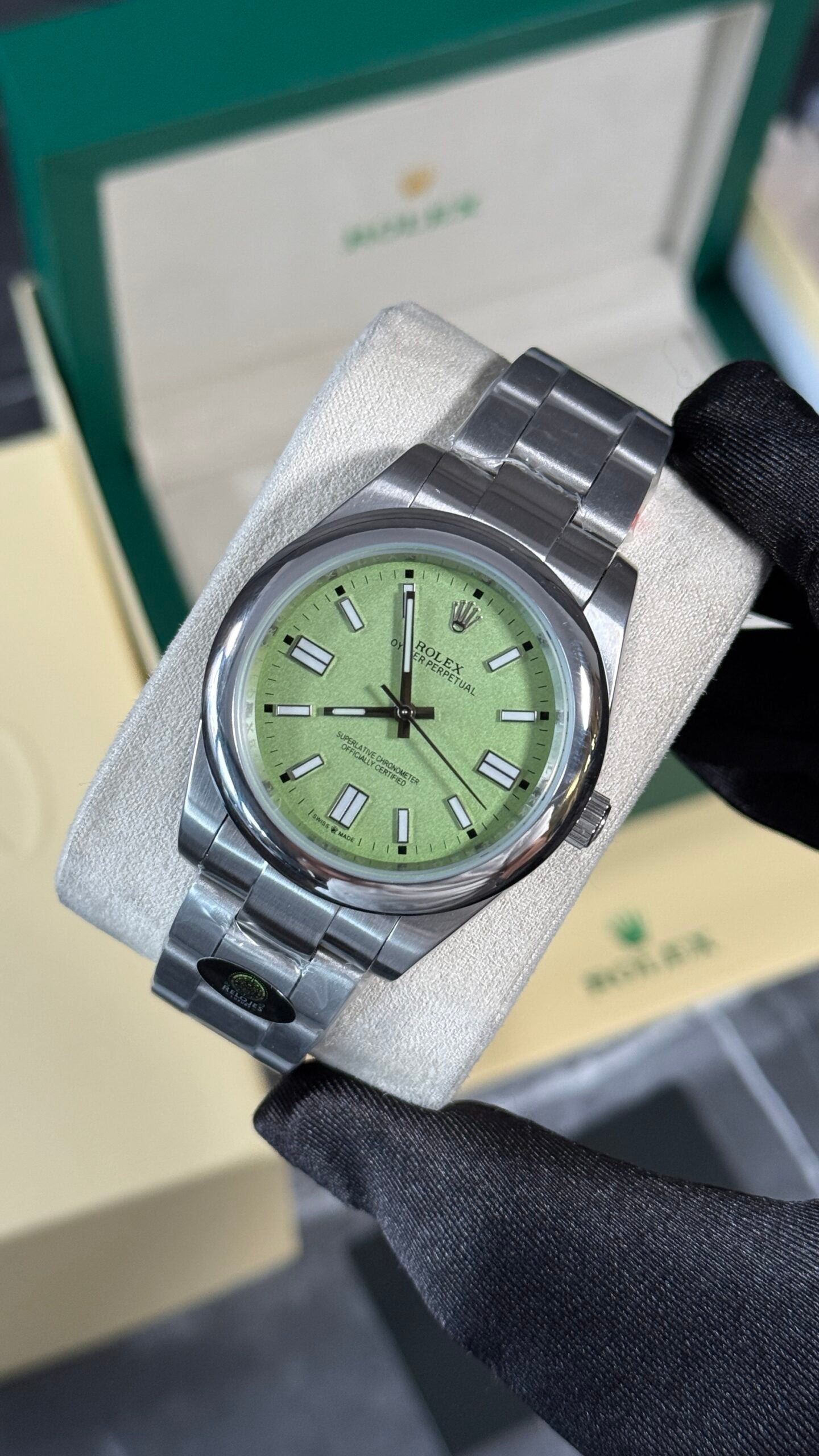RLX OYSTER PERPETUAL (PLATA/PISTACHO)