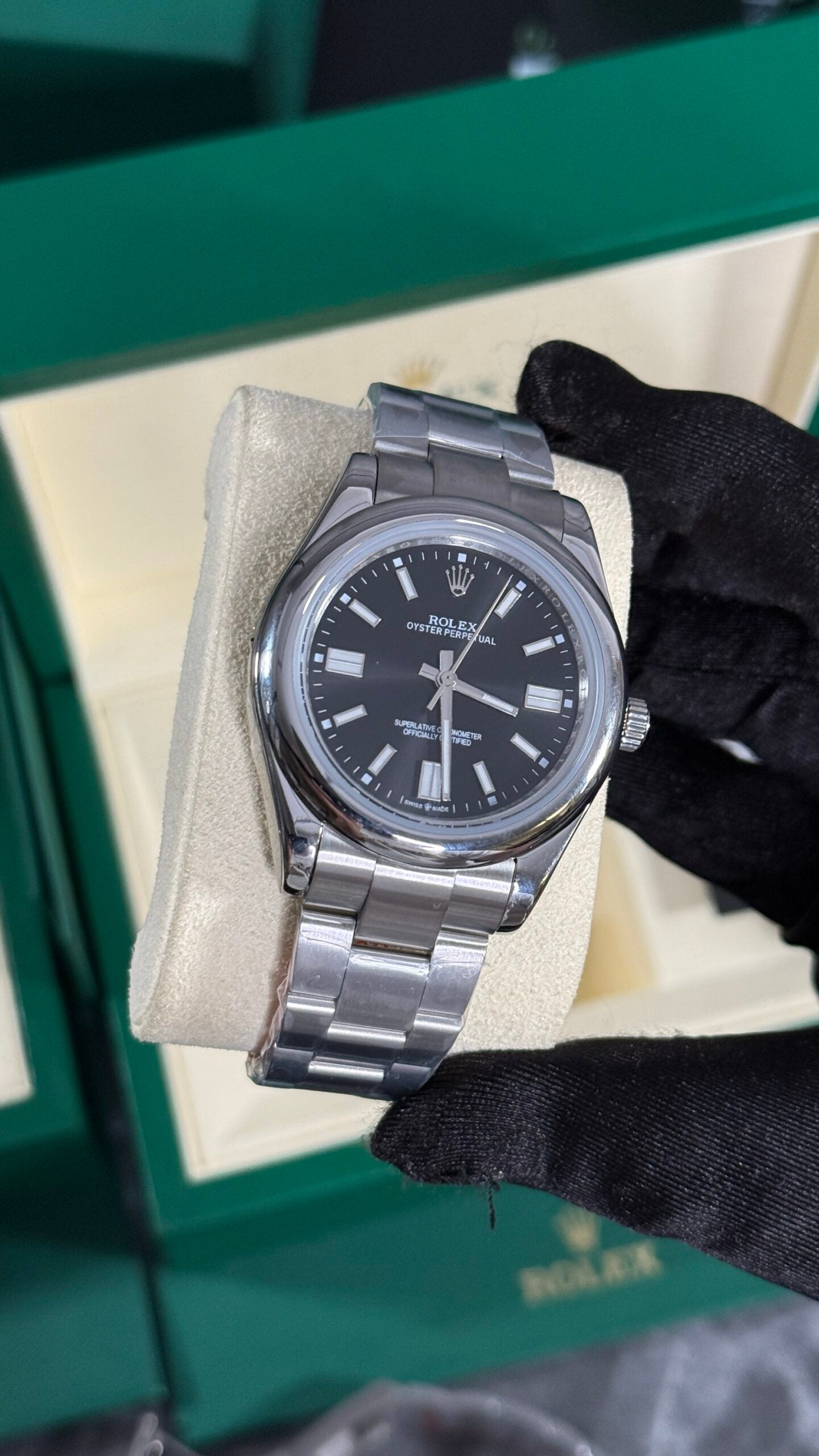 RLX OYSTER PERPETUAL (PLATA/NEGRO)