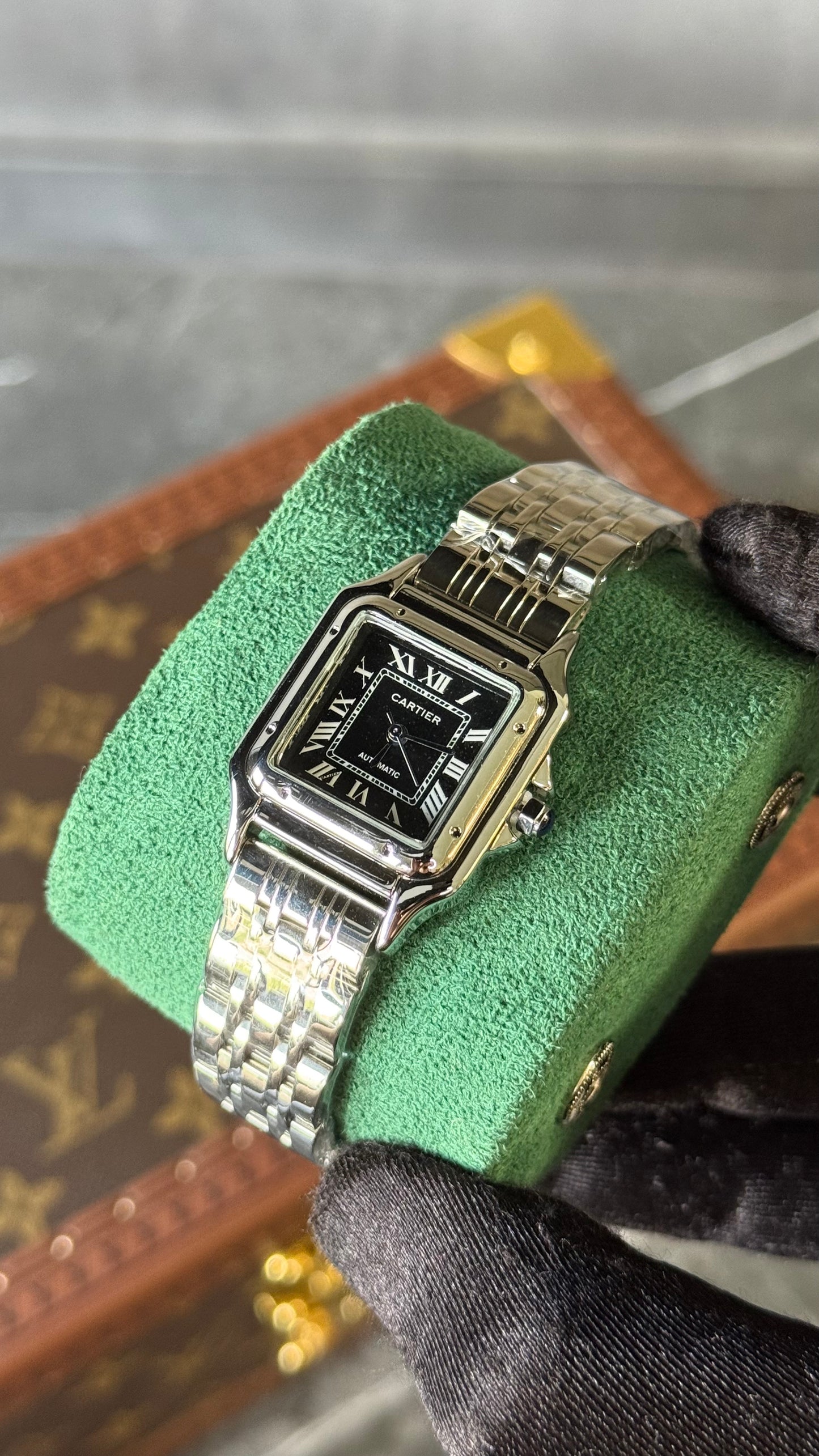 CRT PANTHÈRE PLATA / NEGRO 28mm