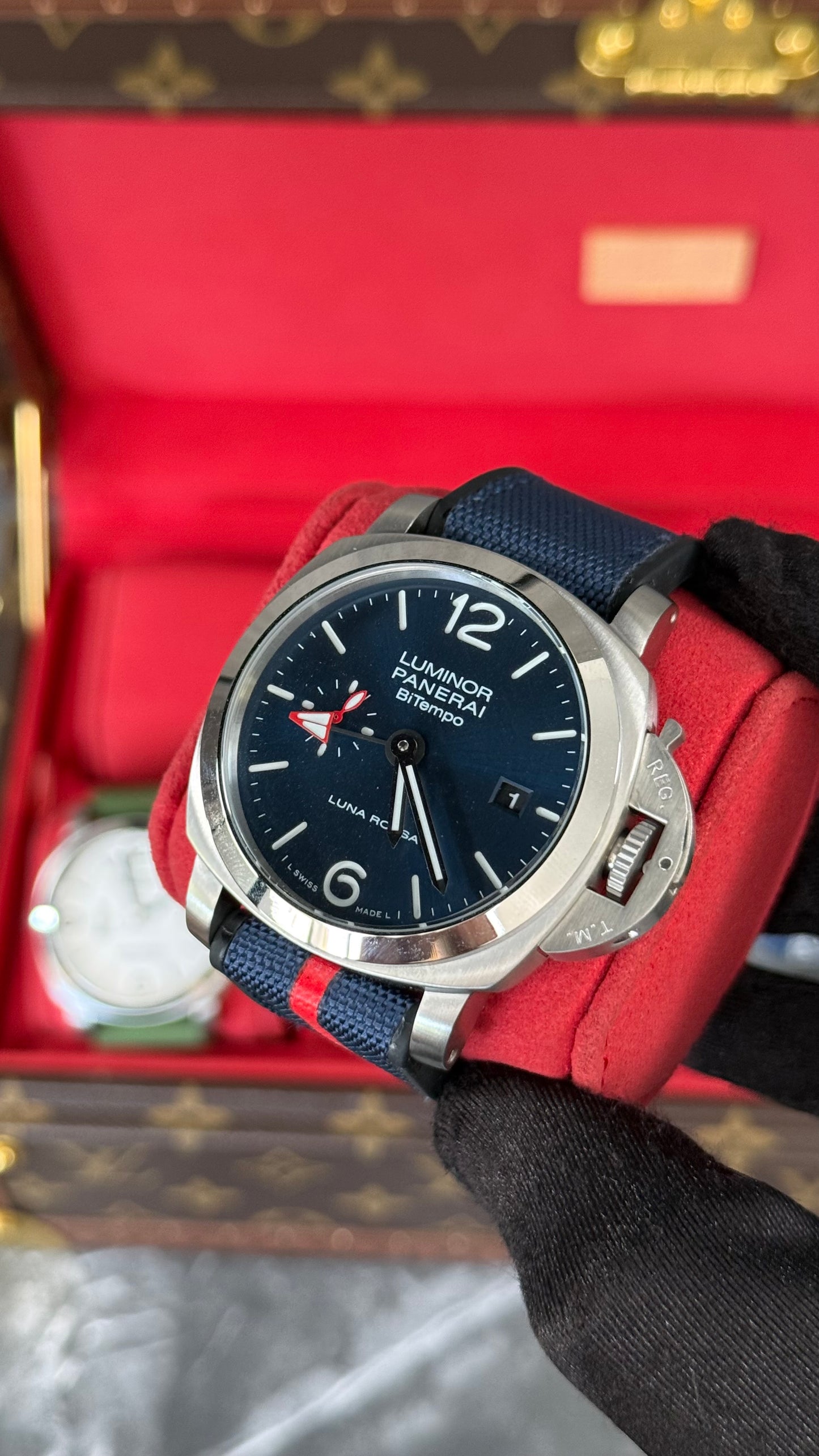 PNRAI ESF1 (AZUL) LUNA ROSSA / CORREA LONA