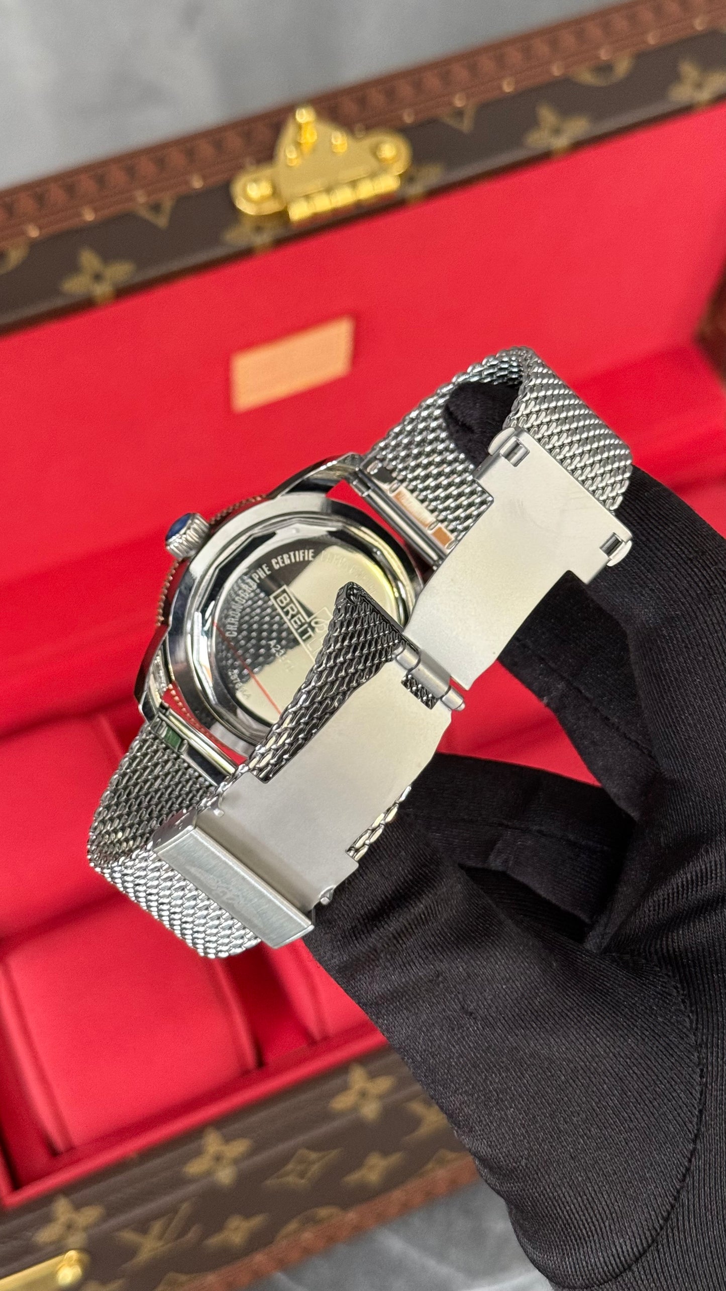 BRTLNG SUPER OCEAN NEGRO (PLATA/ORO) 46MM