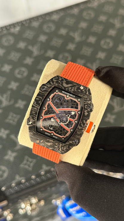 RM NEGRO / NARANJA TEXT 67-02