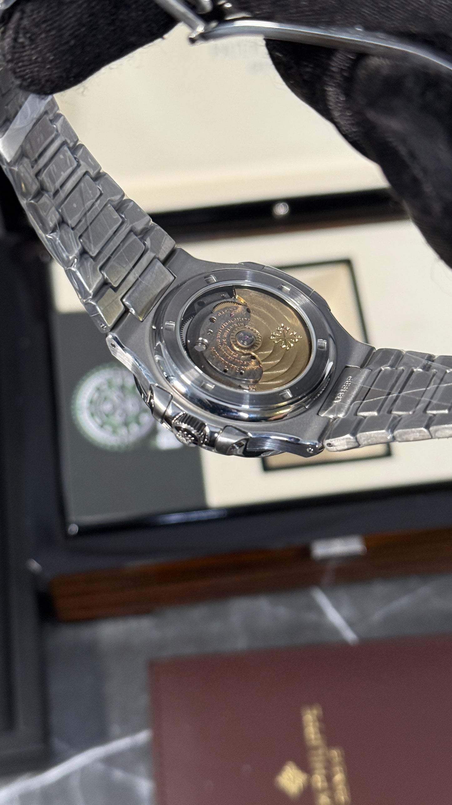 PP NAUTILUS TIFFANYS