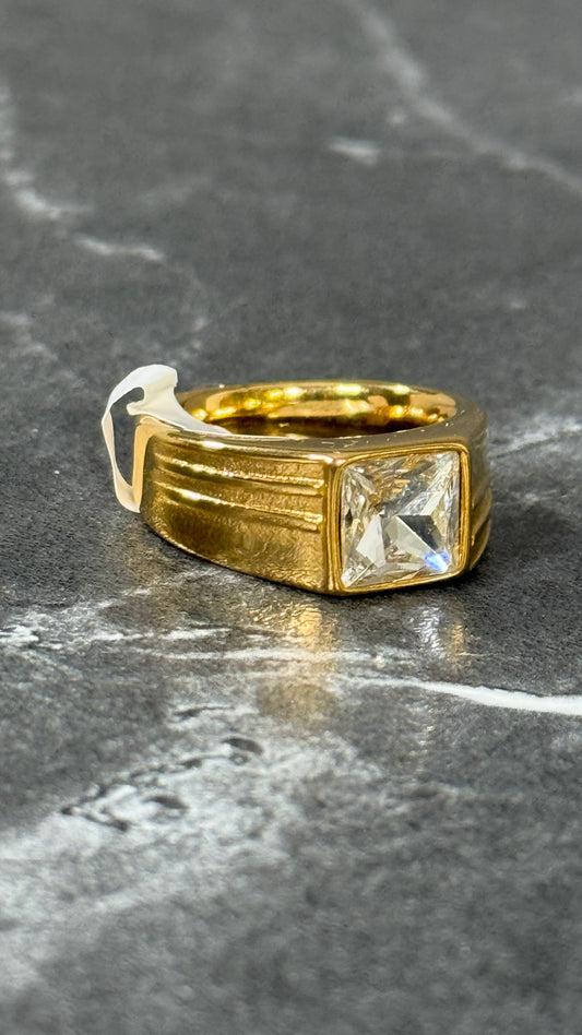 Anillo oro diamantes grande