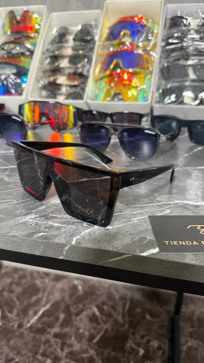 Gafas de Sol GRATIS (Modelo Aleatorio)