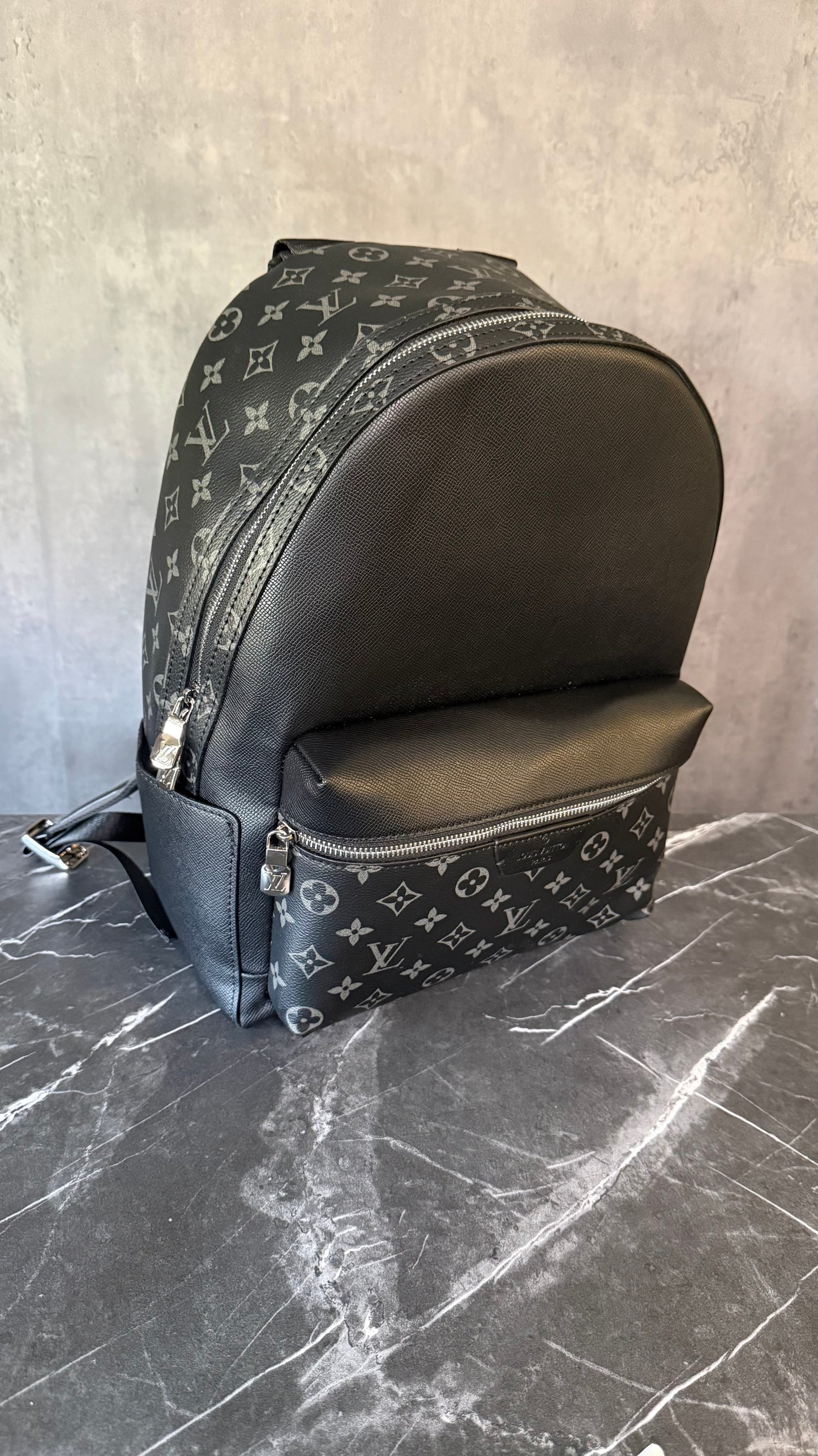 LV NEGRO CLASIC