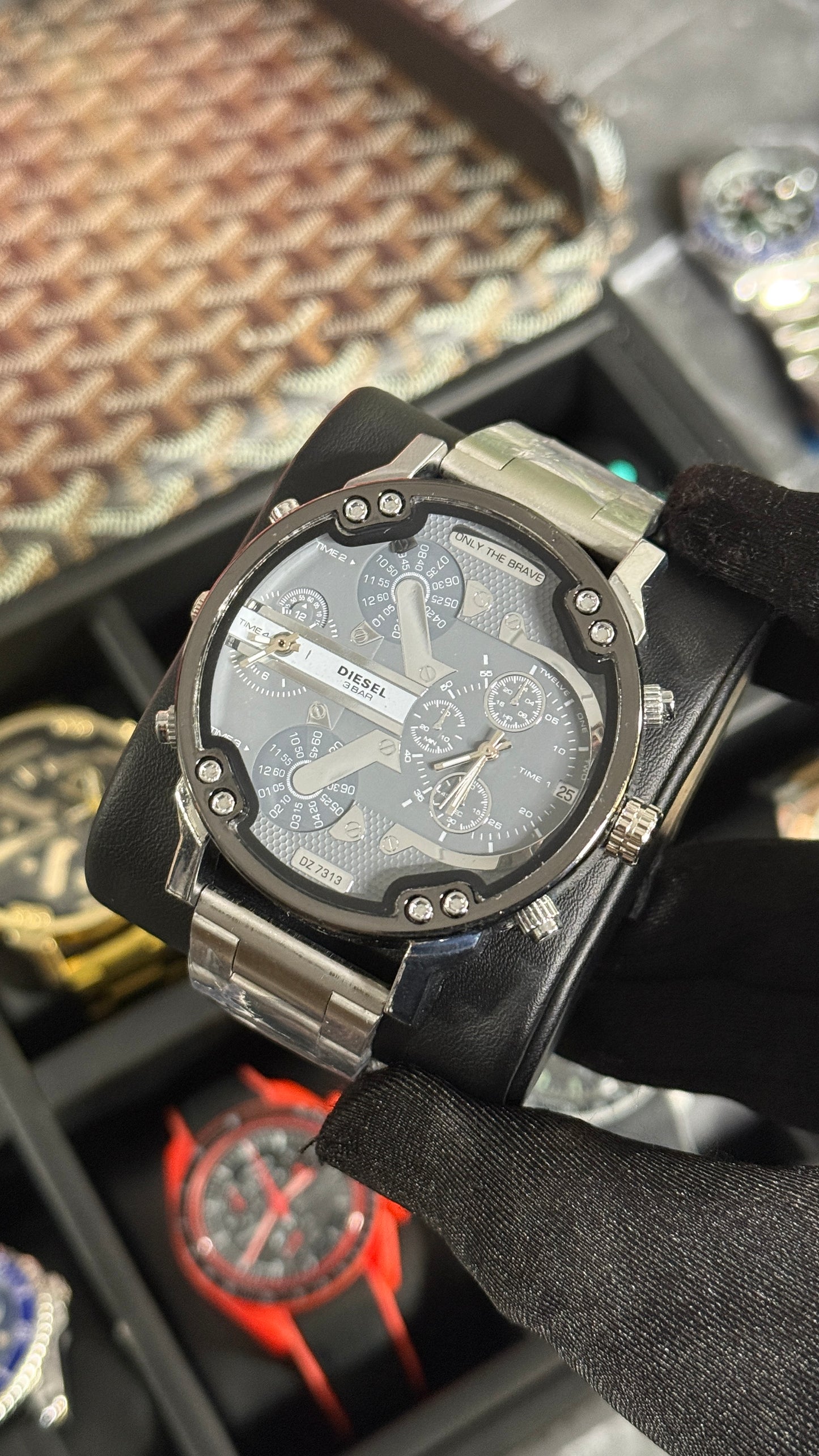 DI3S3L PLATA/ GRIS / BISEL NEGRO