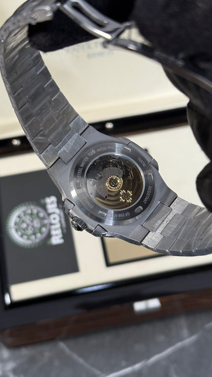 PP NAUTILUS (RUBÍ/BLANCO)