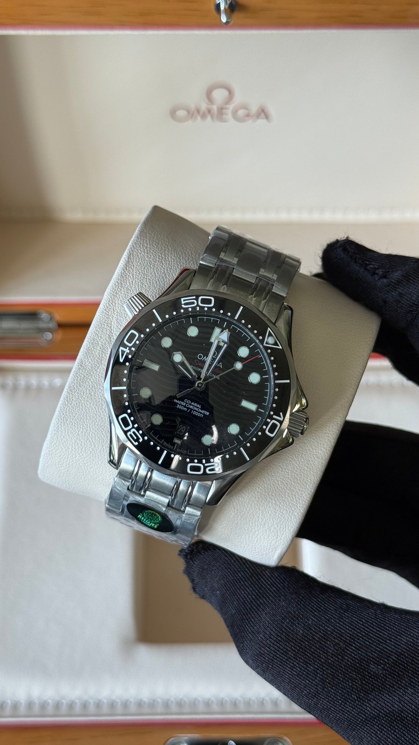 OMG SEAMASTER (NEGRO/PLATA) 40mm