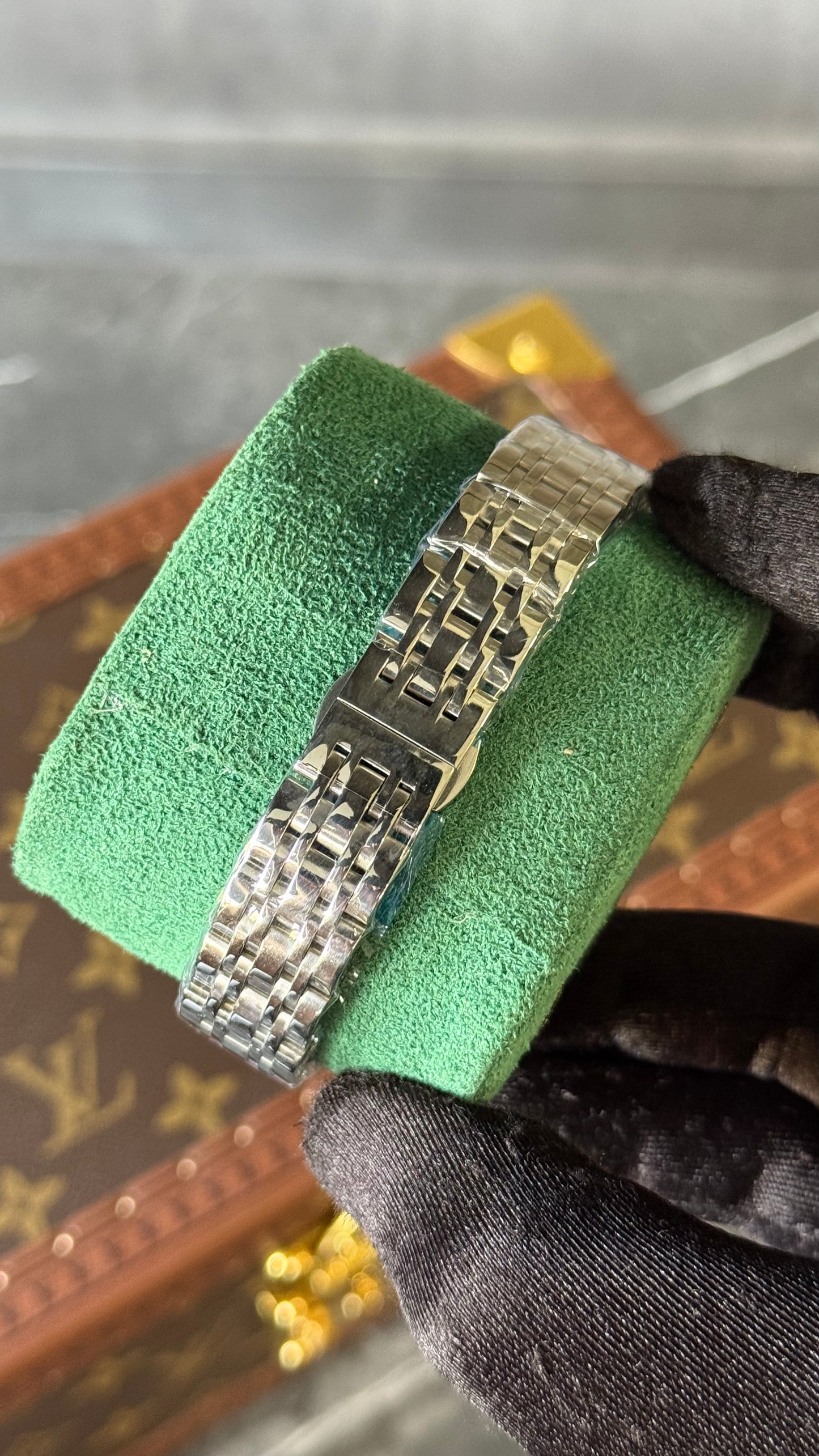 CRT PANTHÈRE PLATA / NEGRO 28mm