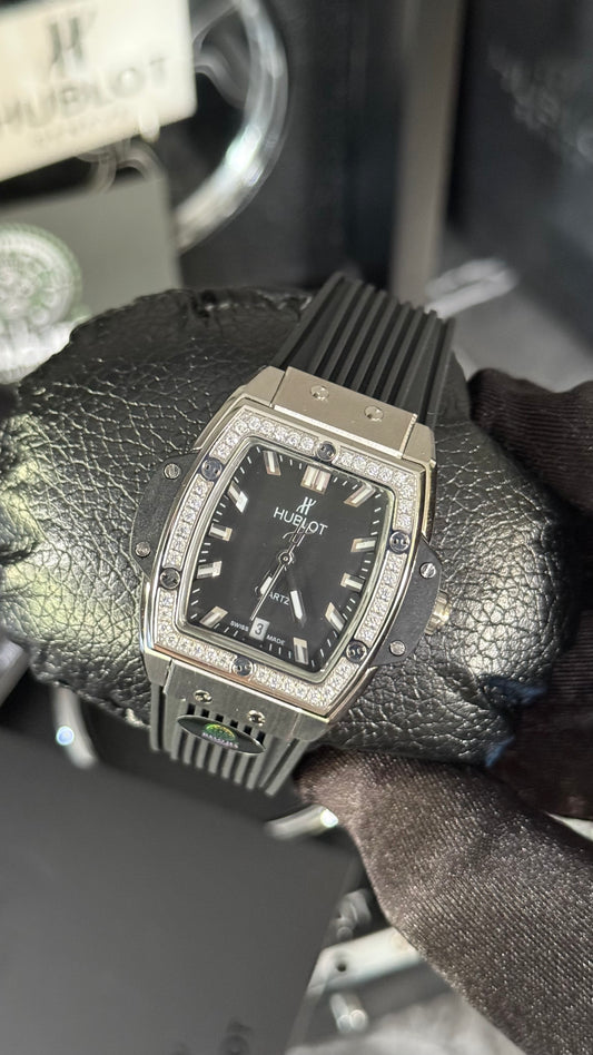 HBLT SENNA (NEGRO/PLATA) BRILLANTES - 33CM