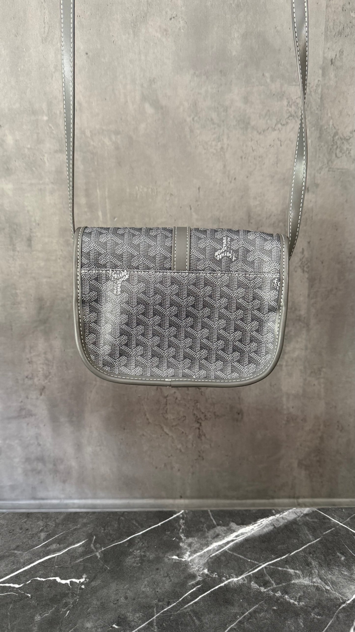 GYRD GRIS CON CUERDA