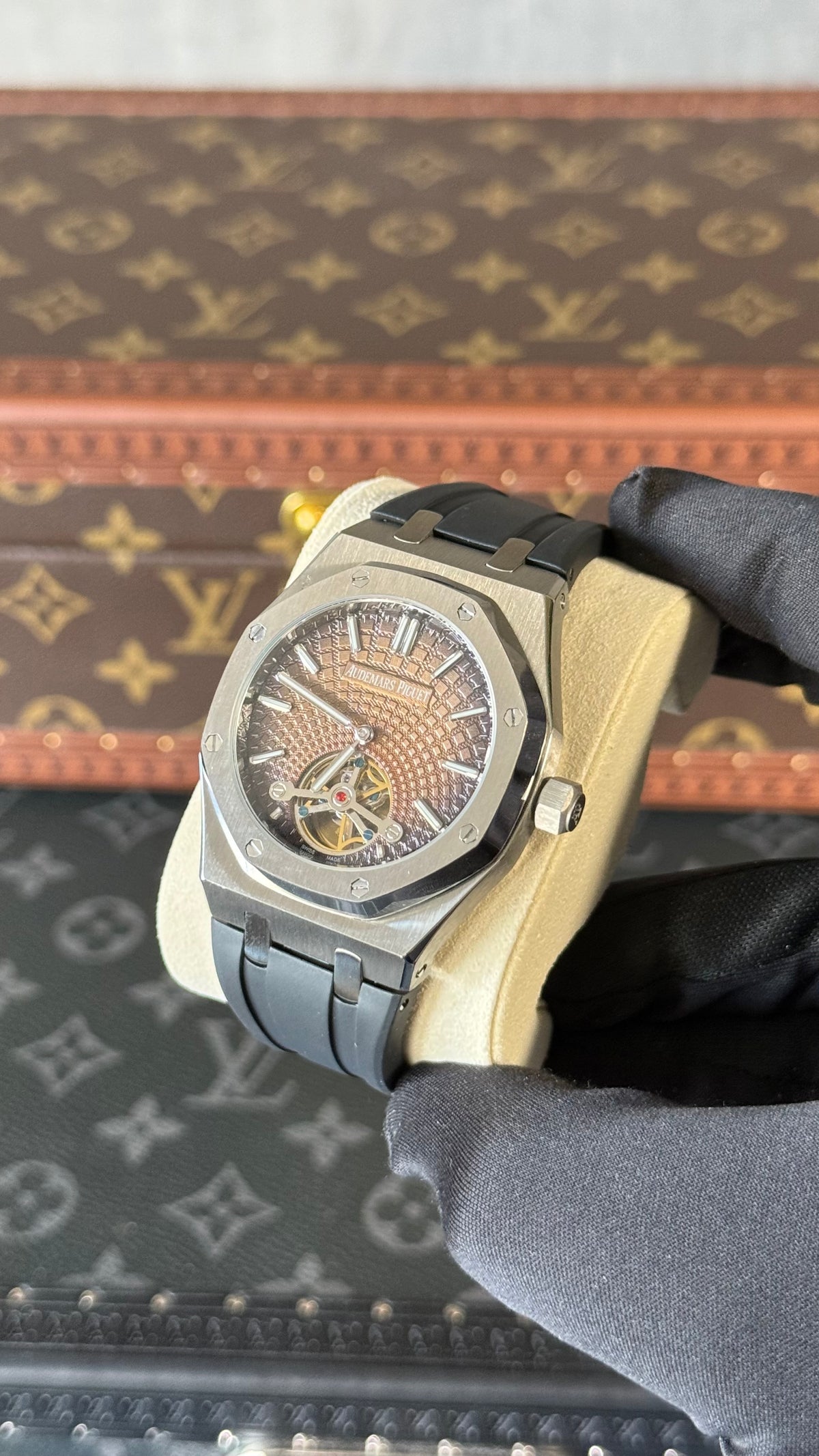 AP ROYAL OAK TURBILLON (PLATA/NEGRO/CHOCOLATE )